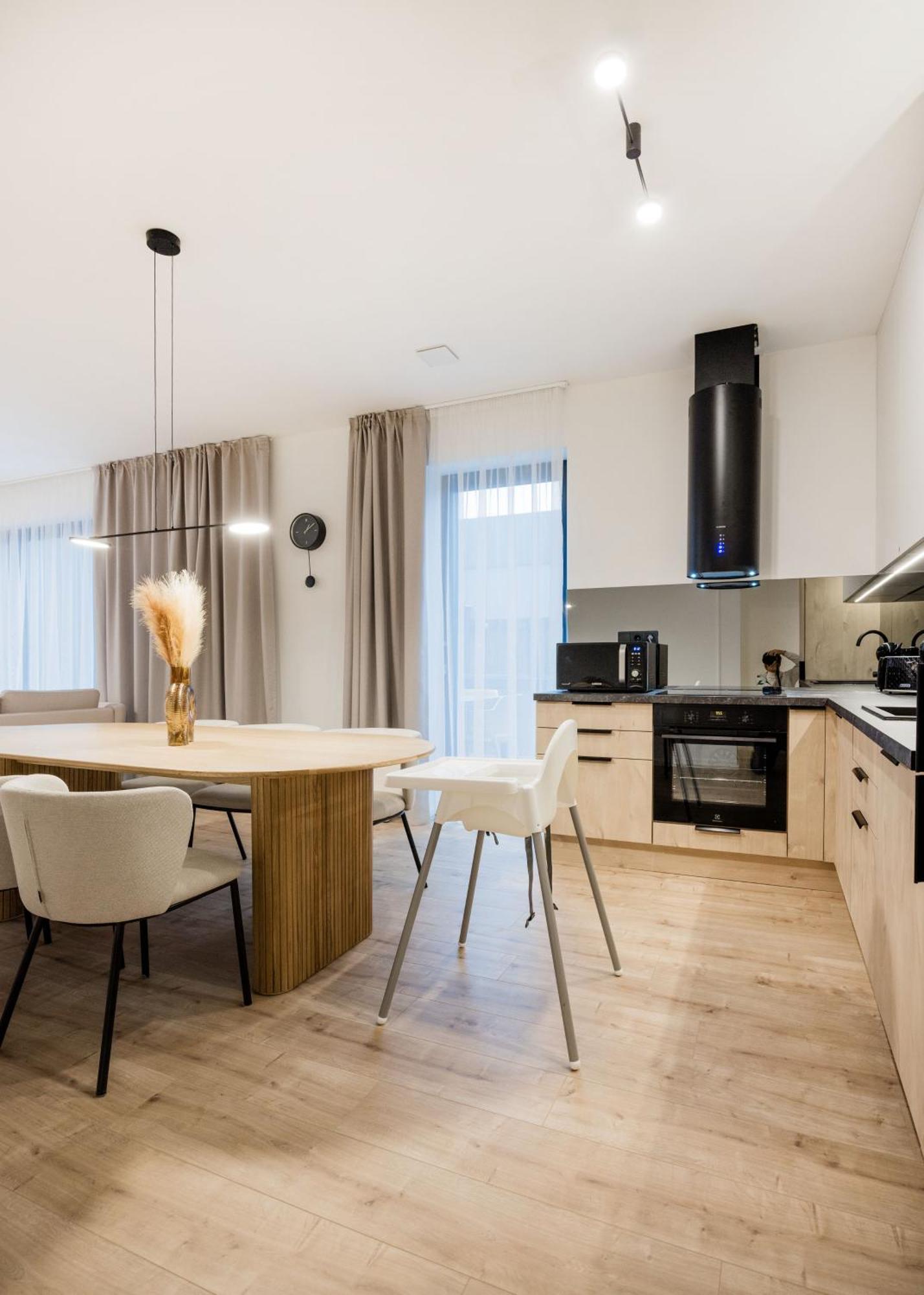 Penthouse With View And Parking For Two Appartamento Budapest