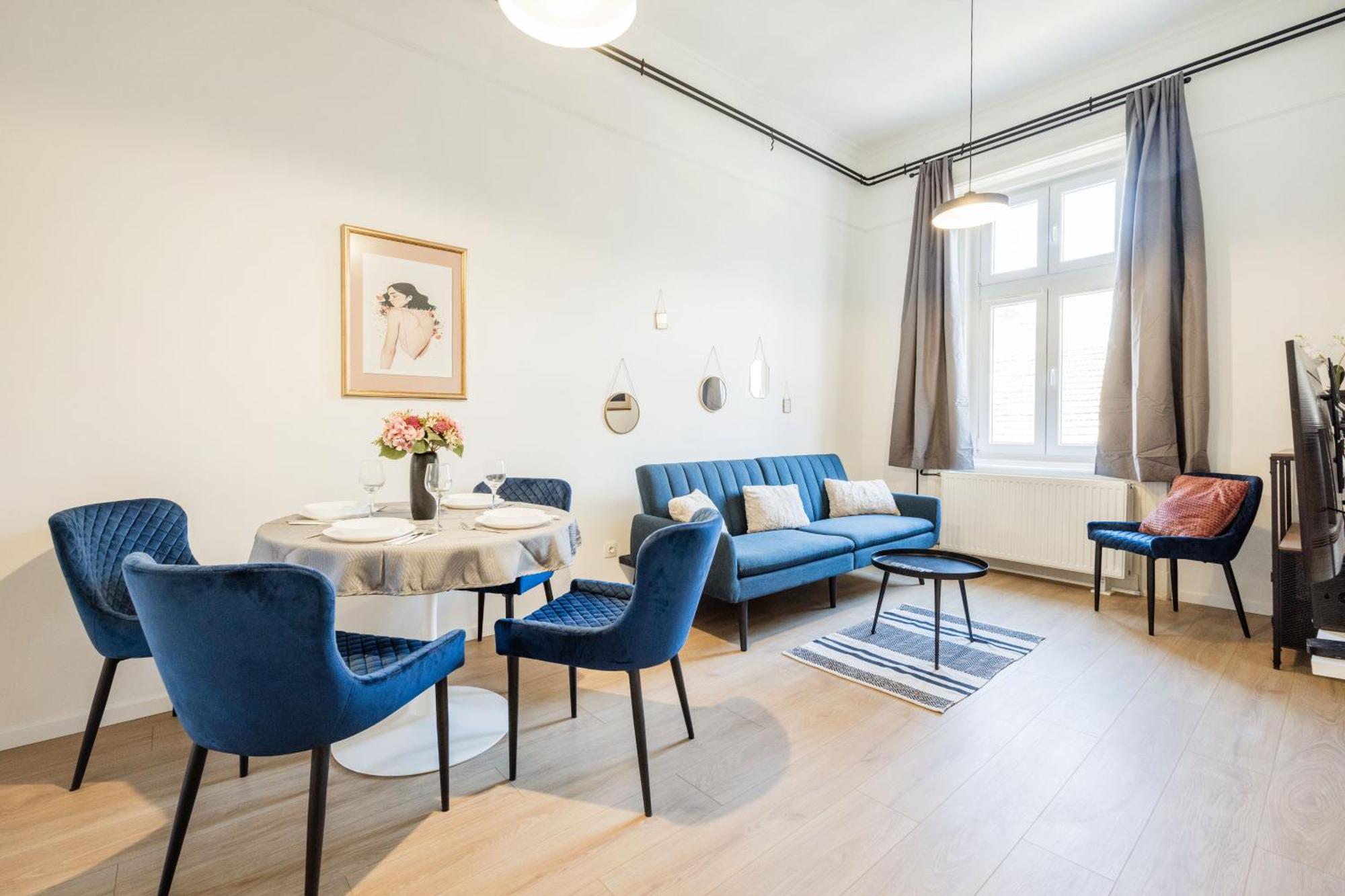 Appartamento Downtown Comfort - Work, Relax, Explore *