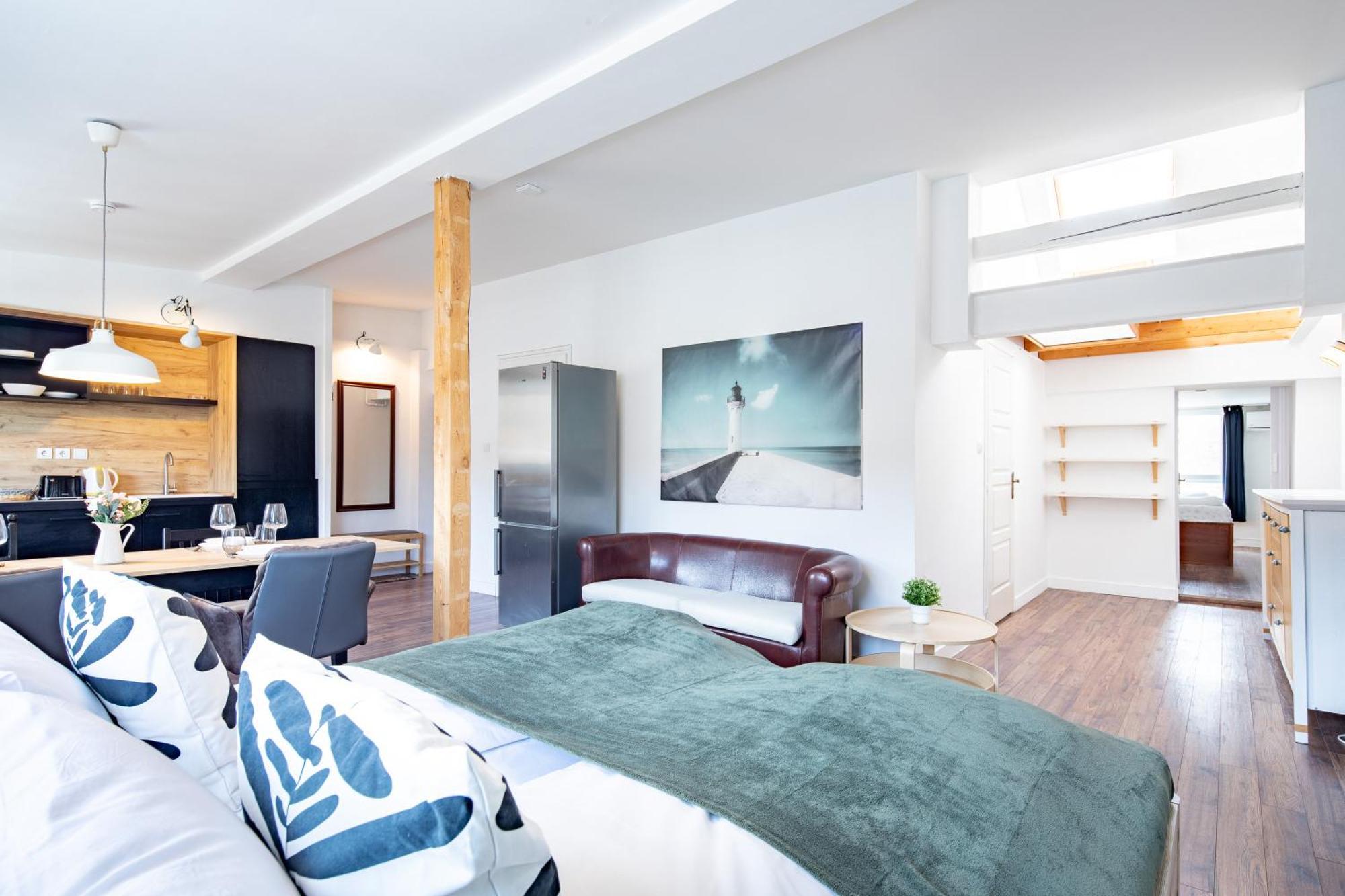 Lovag Loft - Quiet, Spacious And Bright Apartment *