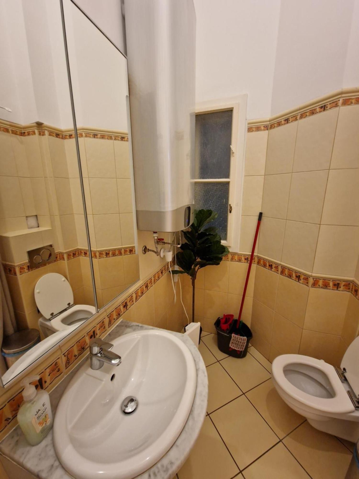 Apartment M