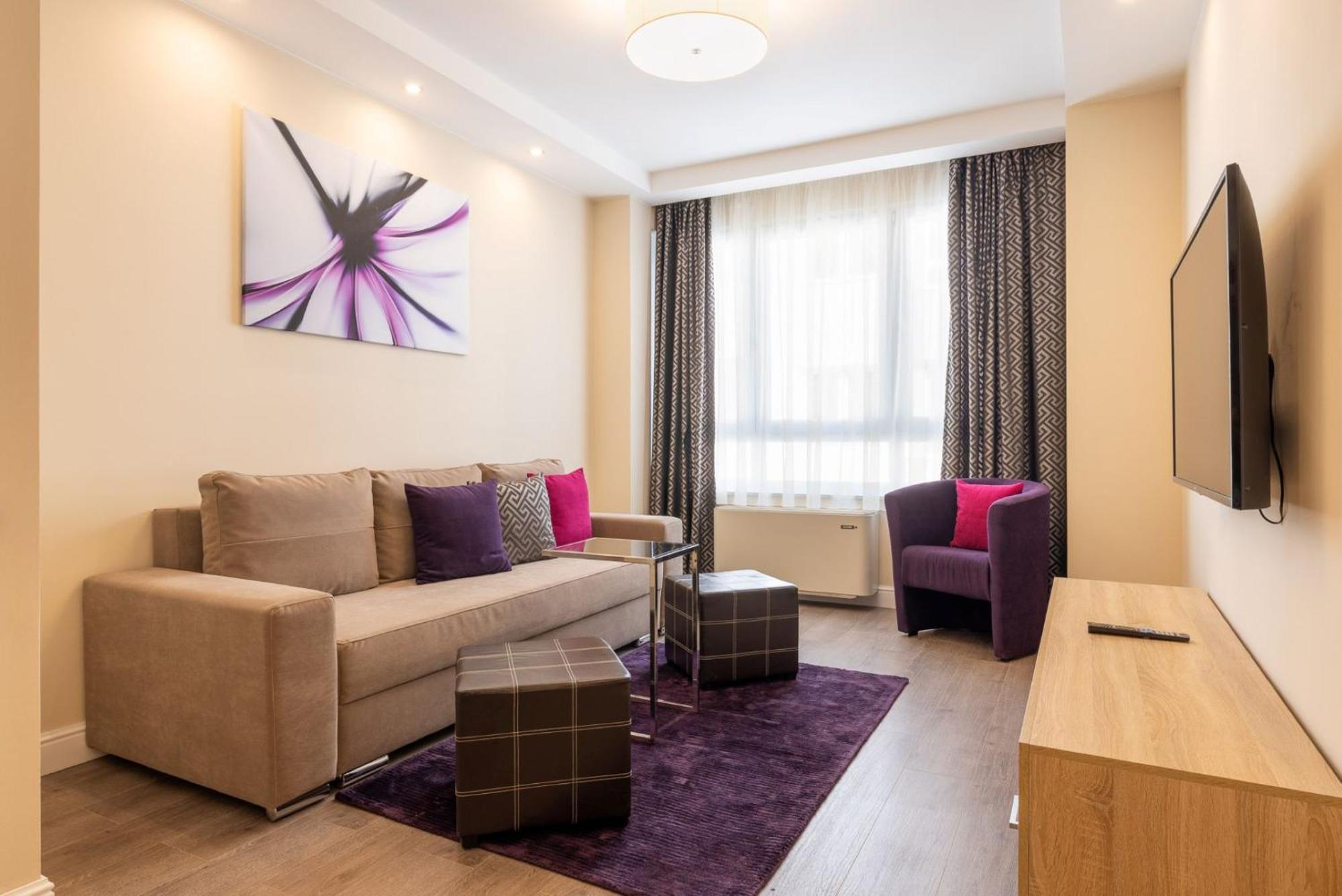 Silver Crown & Residence, Palace Quarter Hotel 3*