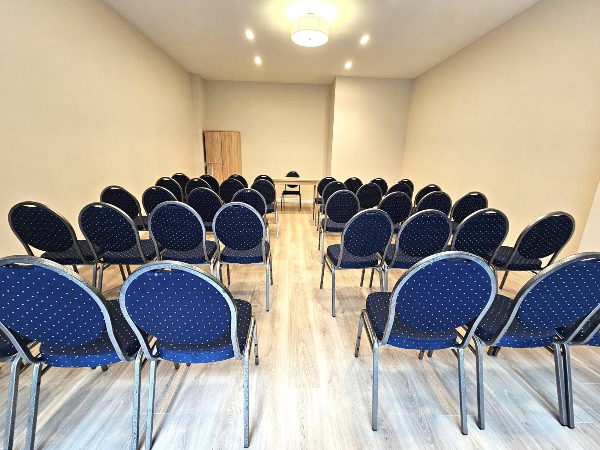 Silver Crown & Residence, Palace Quarter Hotel 3*