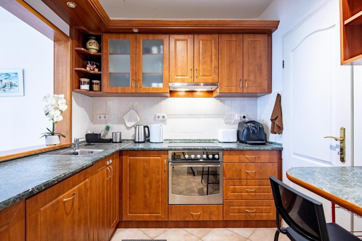 Sunny Apartment Budapest