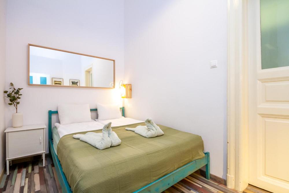 Apartman Danube Side Oasis W 2bdr In A Pedestrial Street