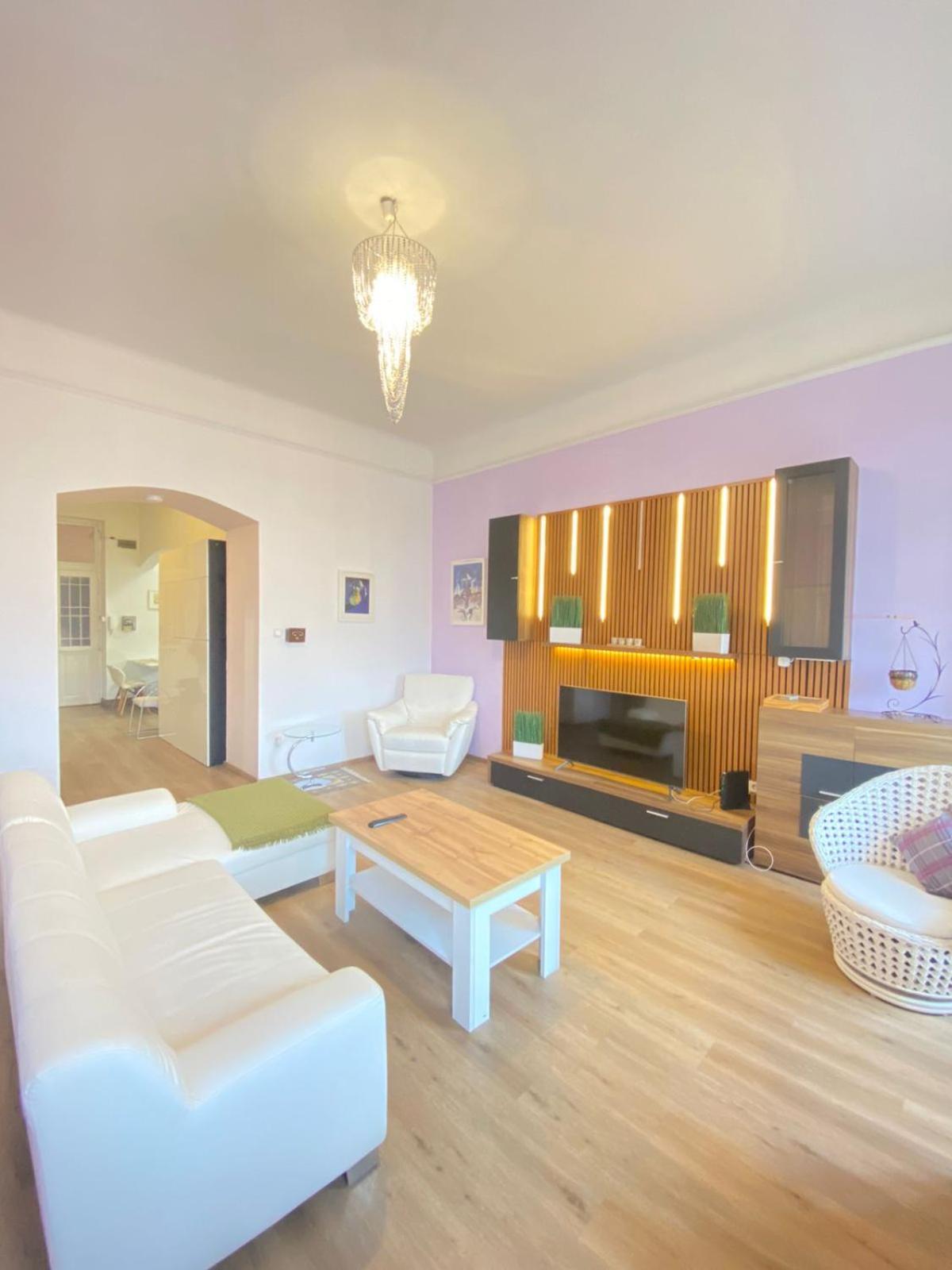 Park Danubes View Market Apartment Budapest
