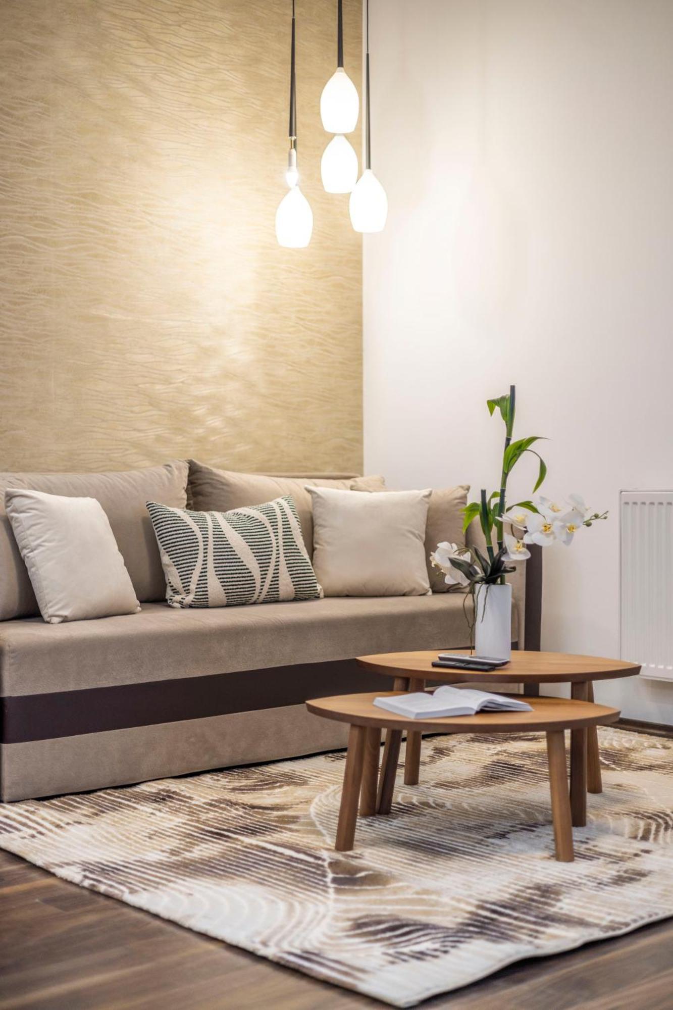 Exclusive & Charming Center W' Sauna Appartement *