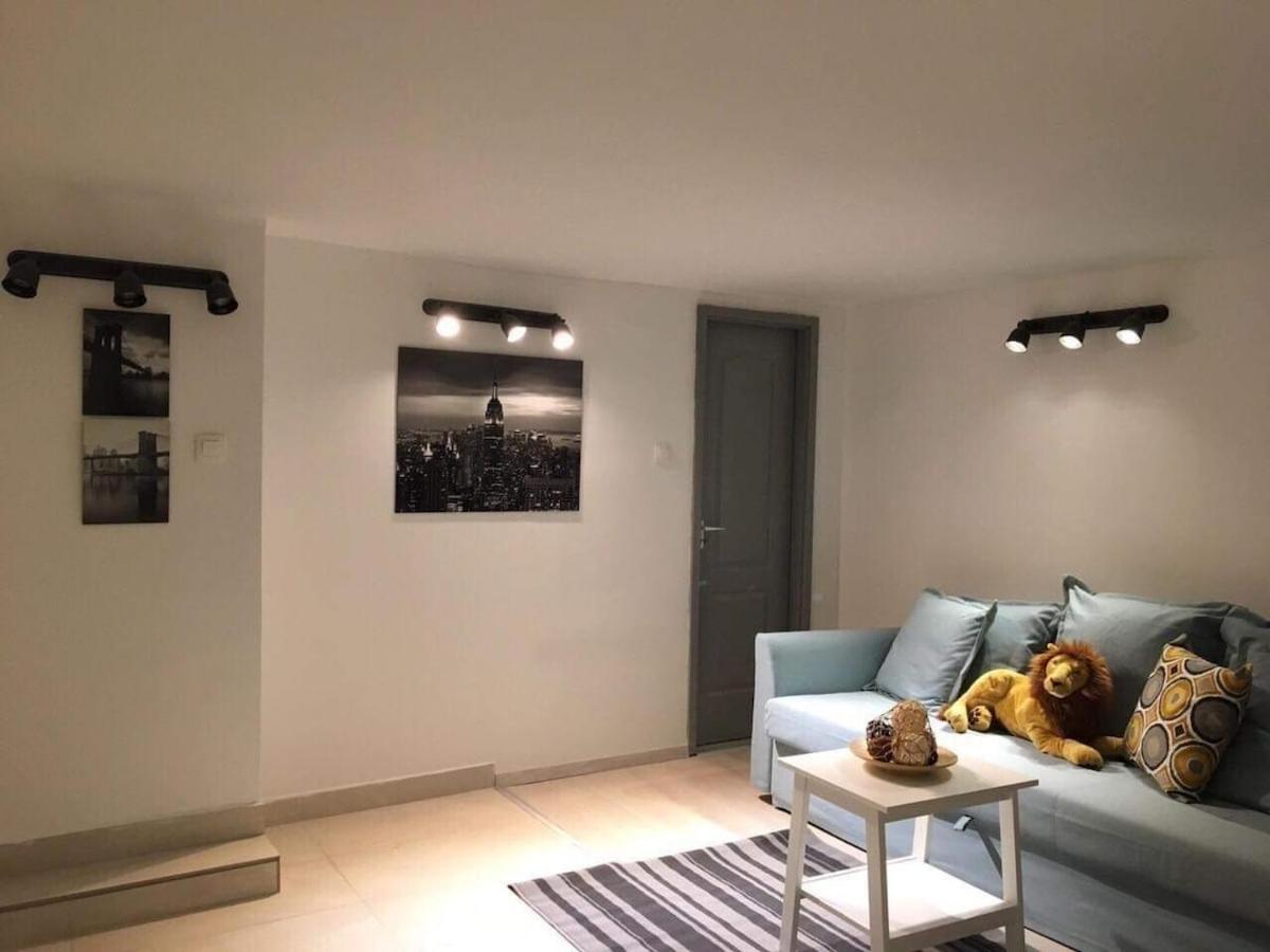 Zenny House Apartmán