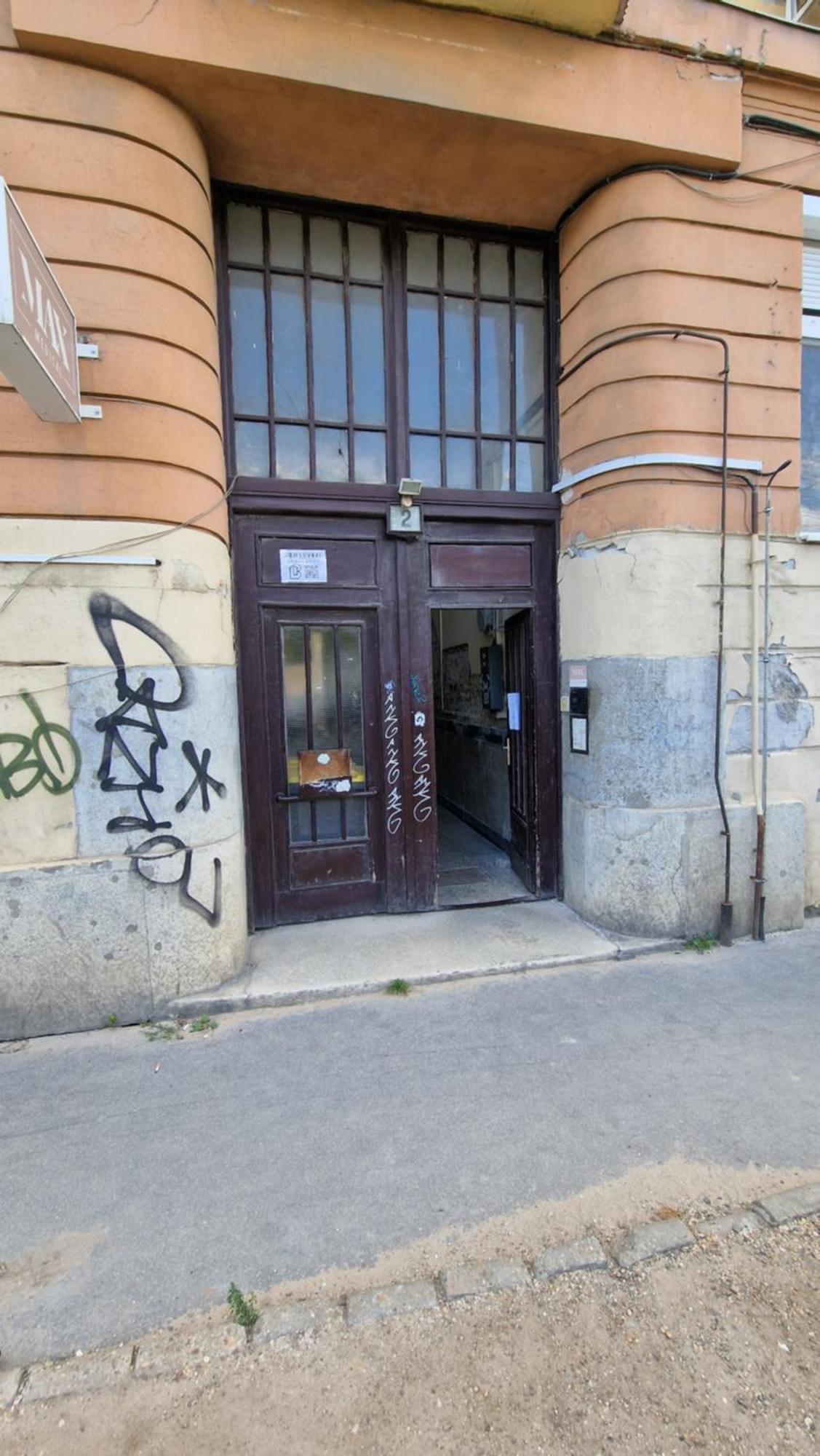 Appartement Dombovari Way *