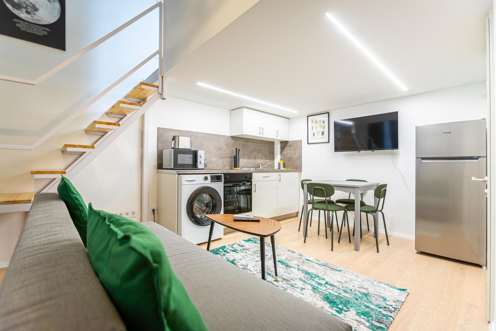 Cute Gallery Flat In Budapest, Summer Appartamento *