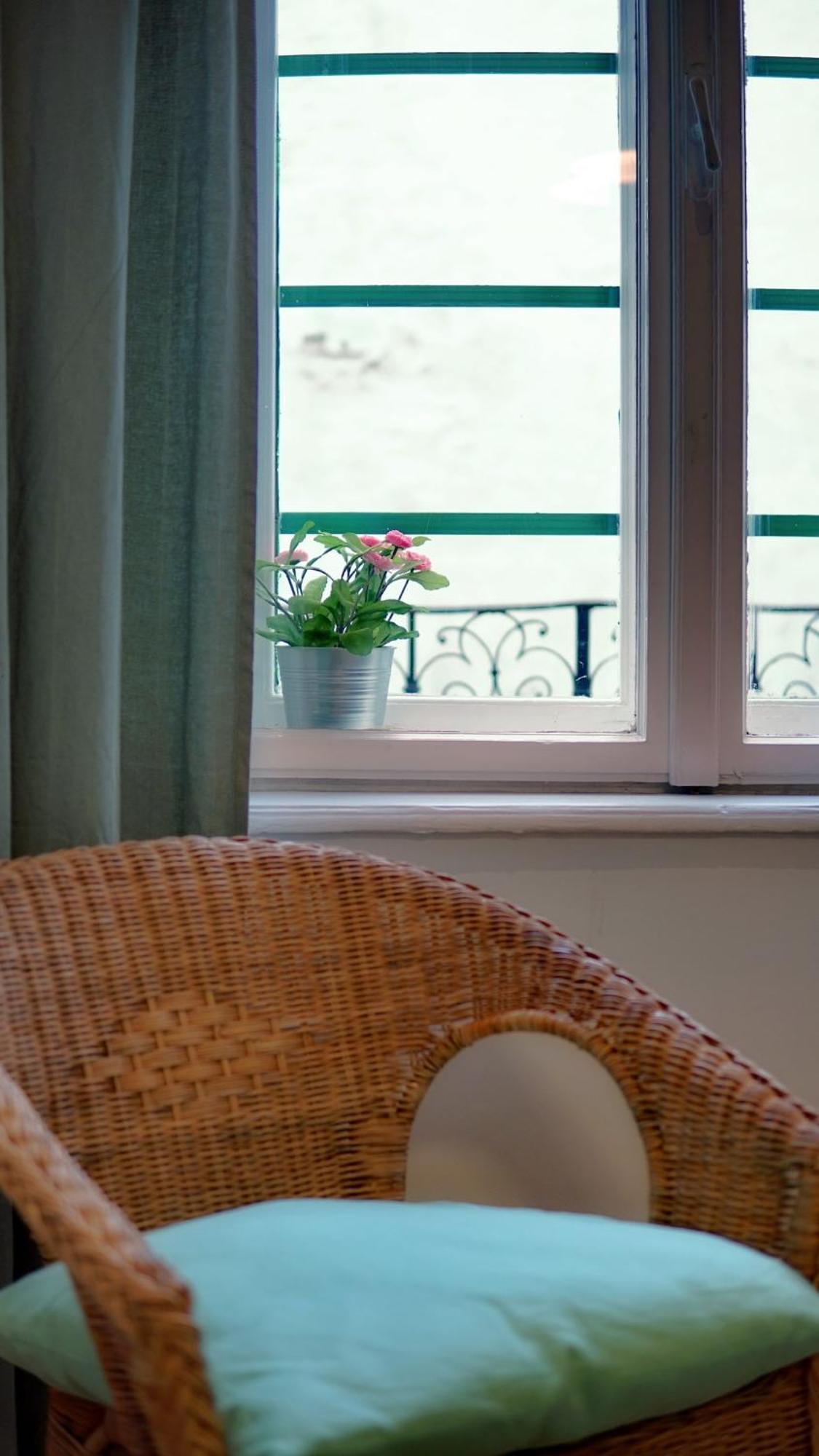 Modern W Free Parking, Projector,netflix Appartement *