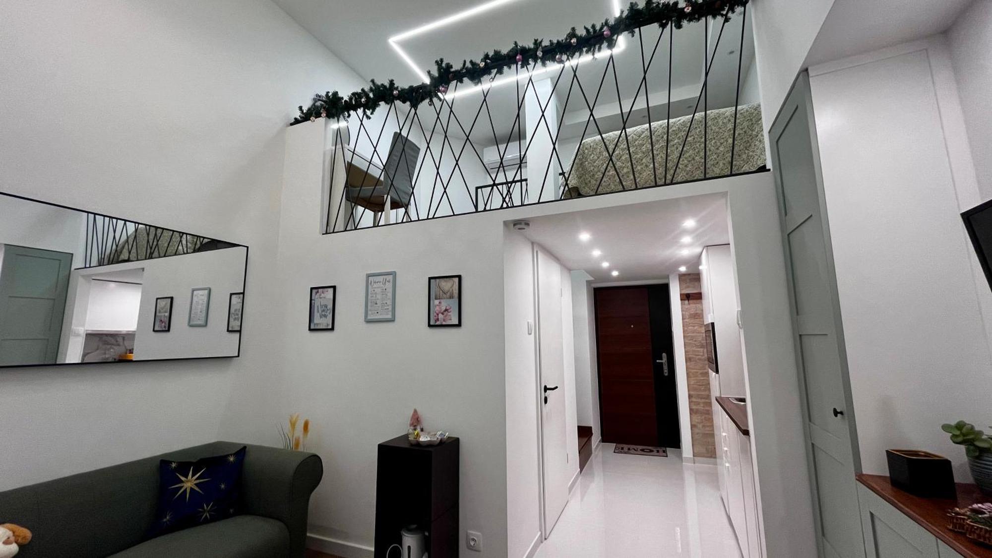 Appartement Carina Duplex Apartment- Near Nyugati Metro Line 3 Budapest