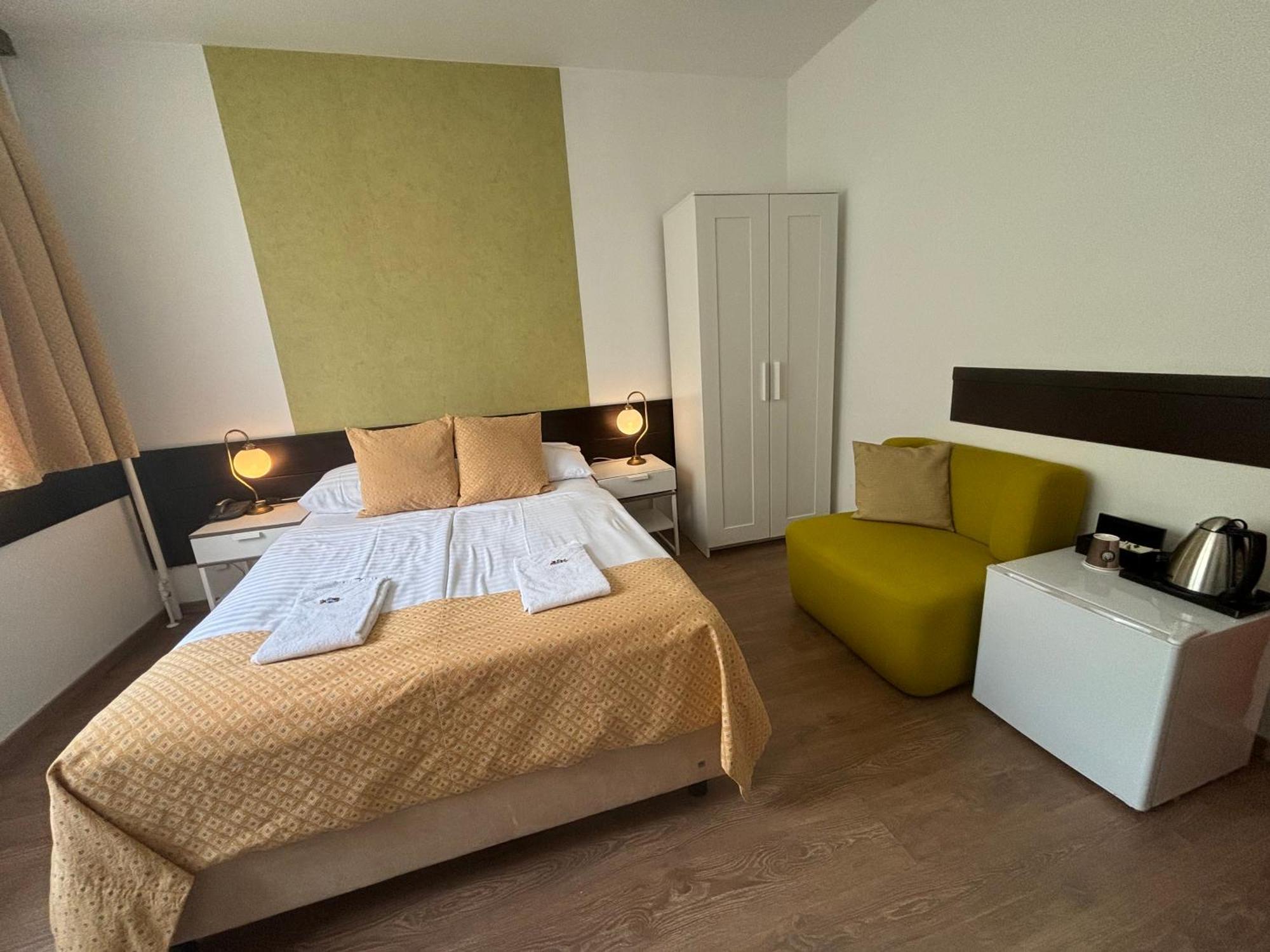 Gloria Center Hotell