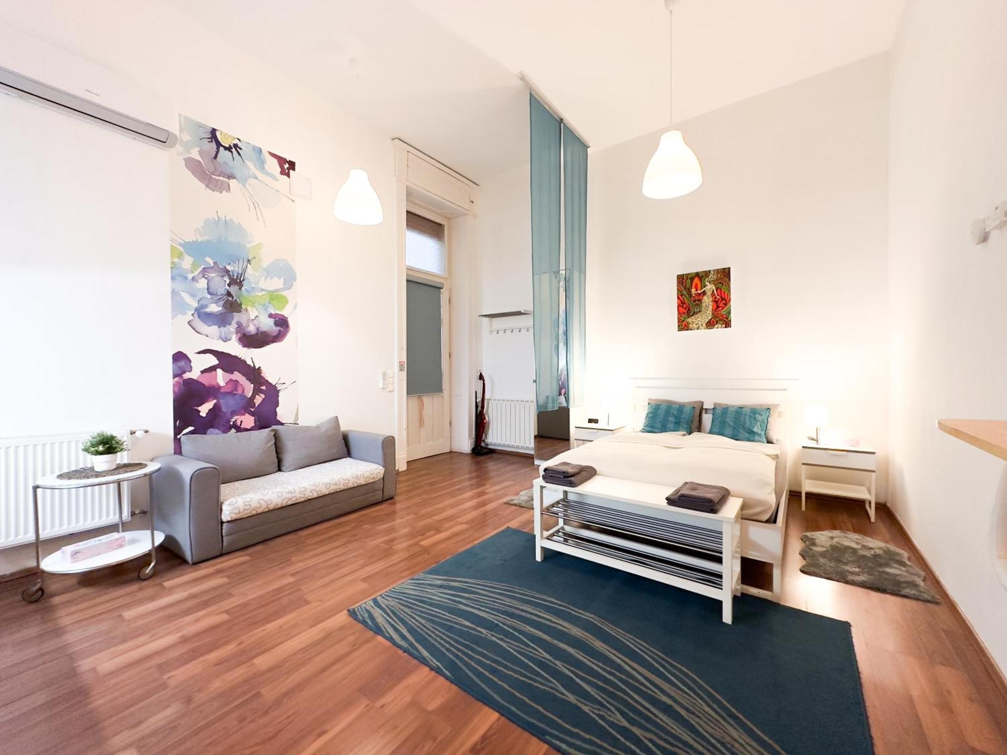 Apartman Charming - Flora's *