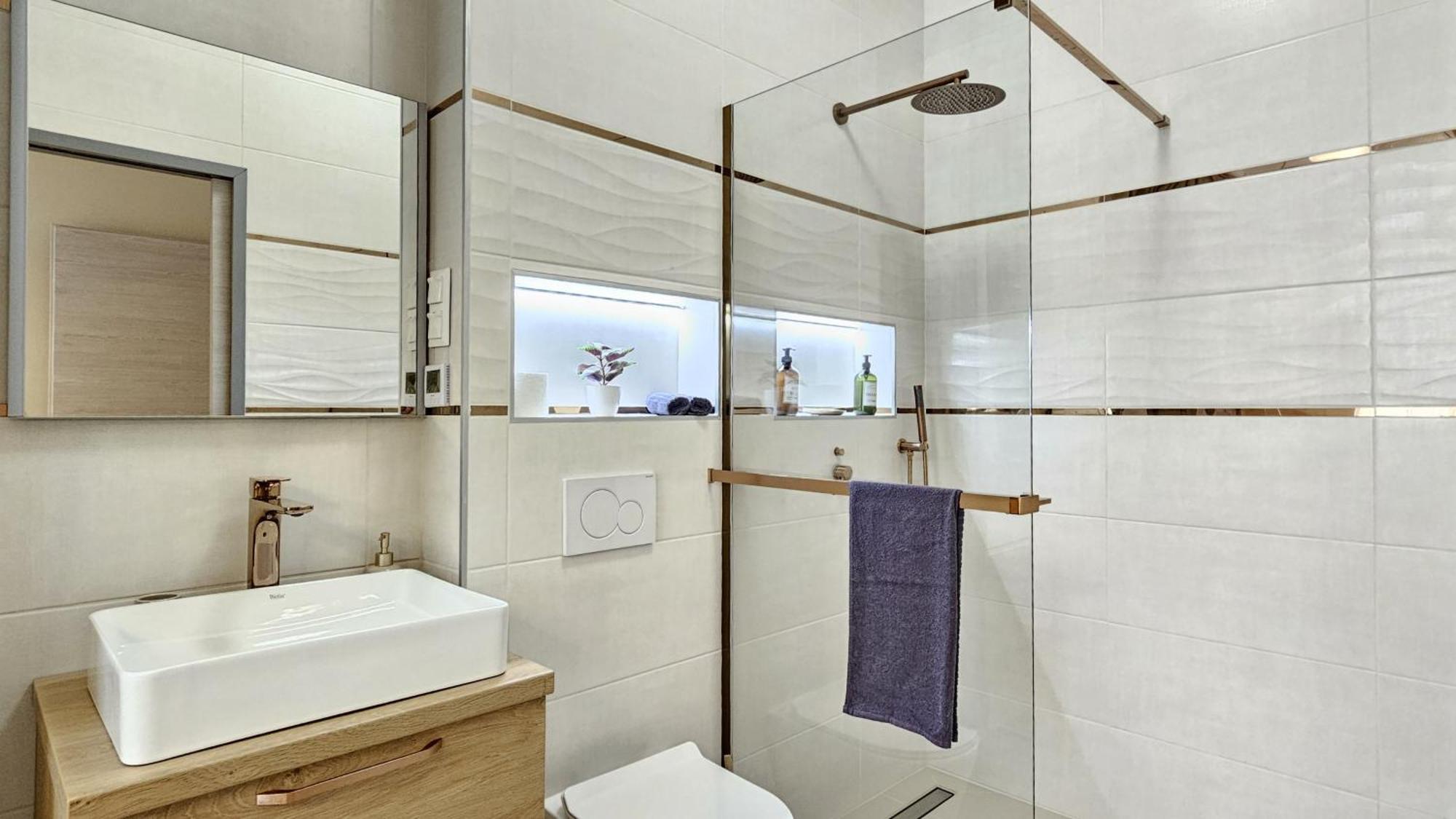 Cozy&comfy Drum 3 Bedrooms And Ac Apartment Budapest