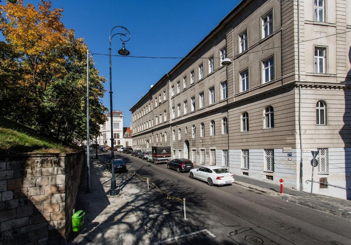Apartmán Buda Castle -shiny 3 Bedrooms