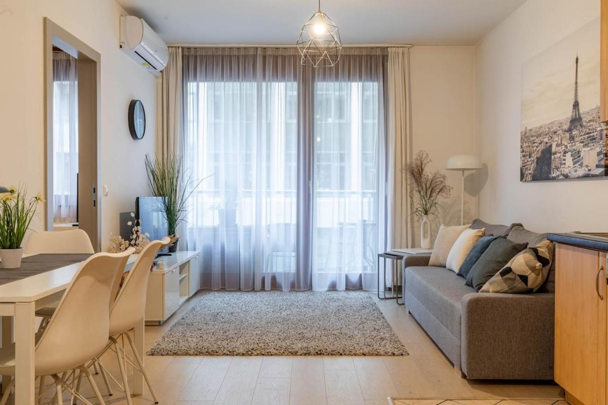 Cleopatra Apartament *