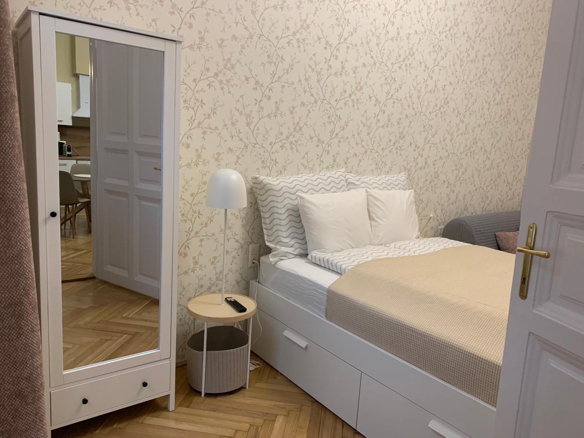 Apartment 43 Budapest