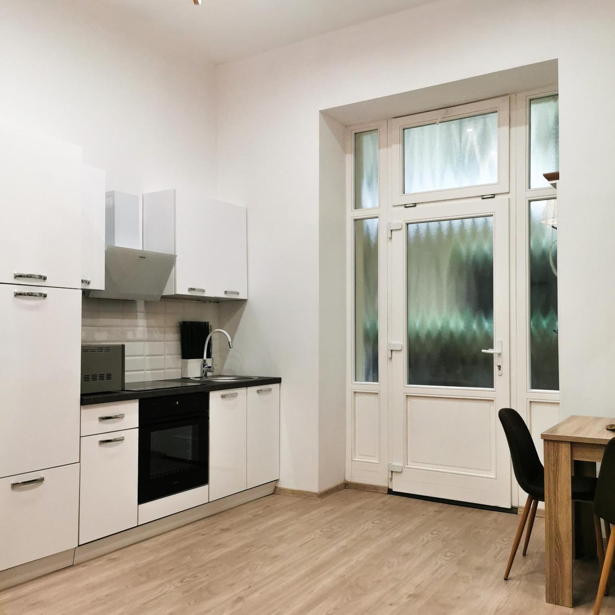 Szep Large Appartamento Budapest
