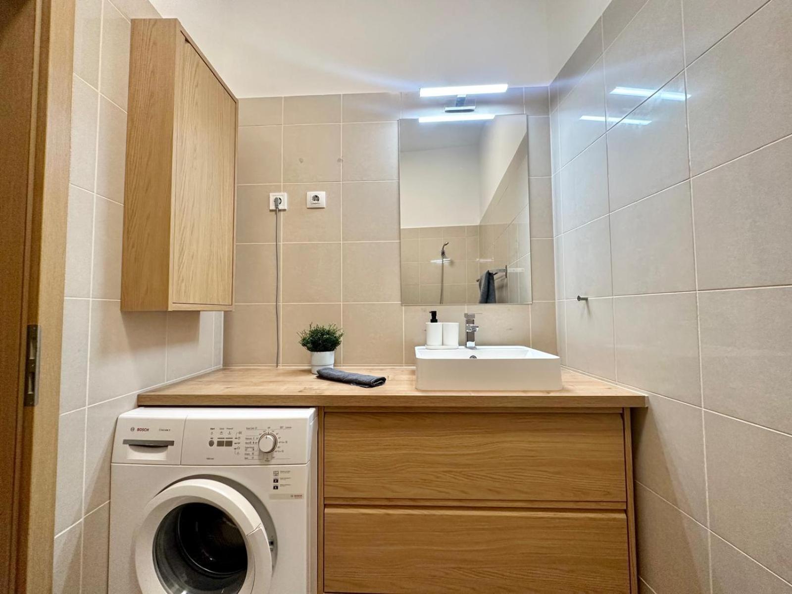 Gatsby Design Apartment By Chivi In Gozsdu #Freeparking Appartement *