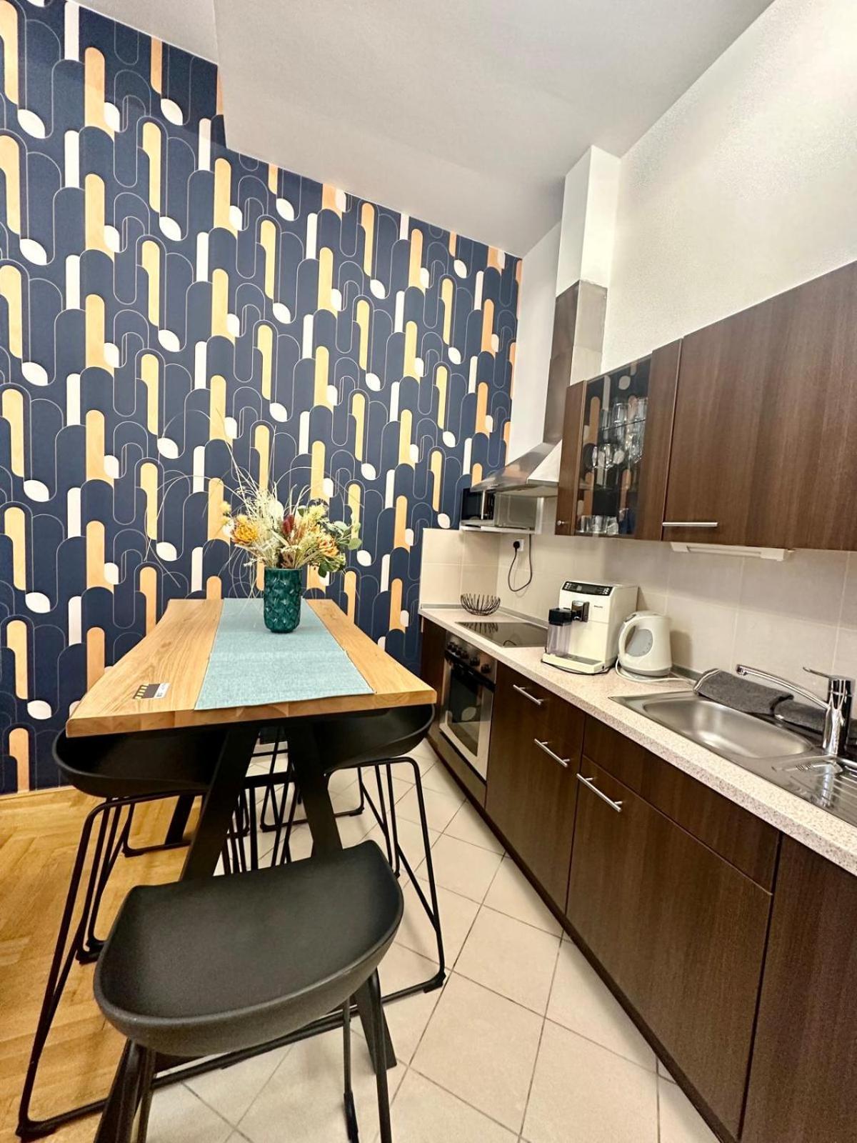 Appartamento Design By Chivi In Gozsdu #freeparking