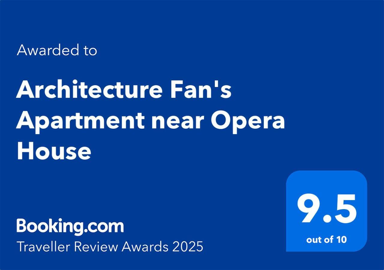 Architecture Fan's Near Opera House Apartmán
