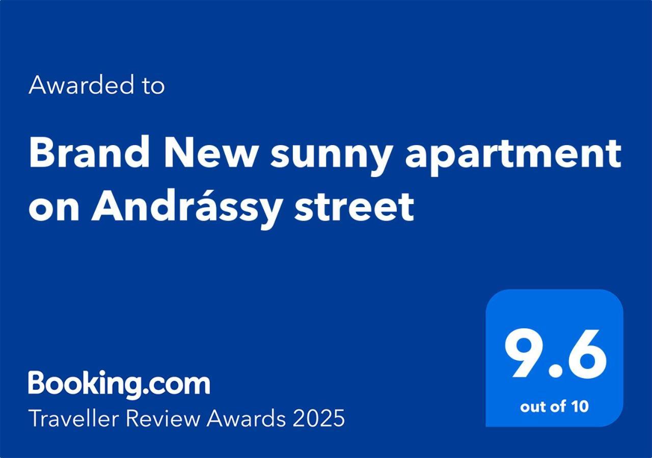 Brand New Sunny On Andrassy Street Apartamento *