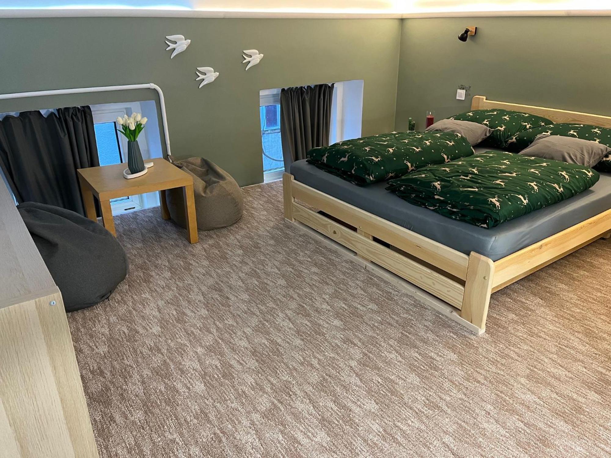 Apartment Center *