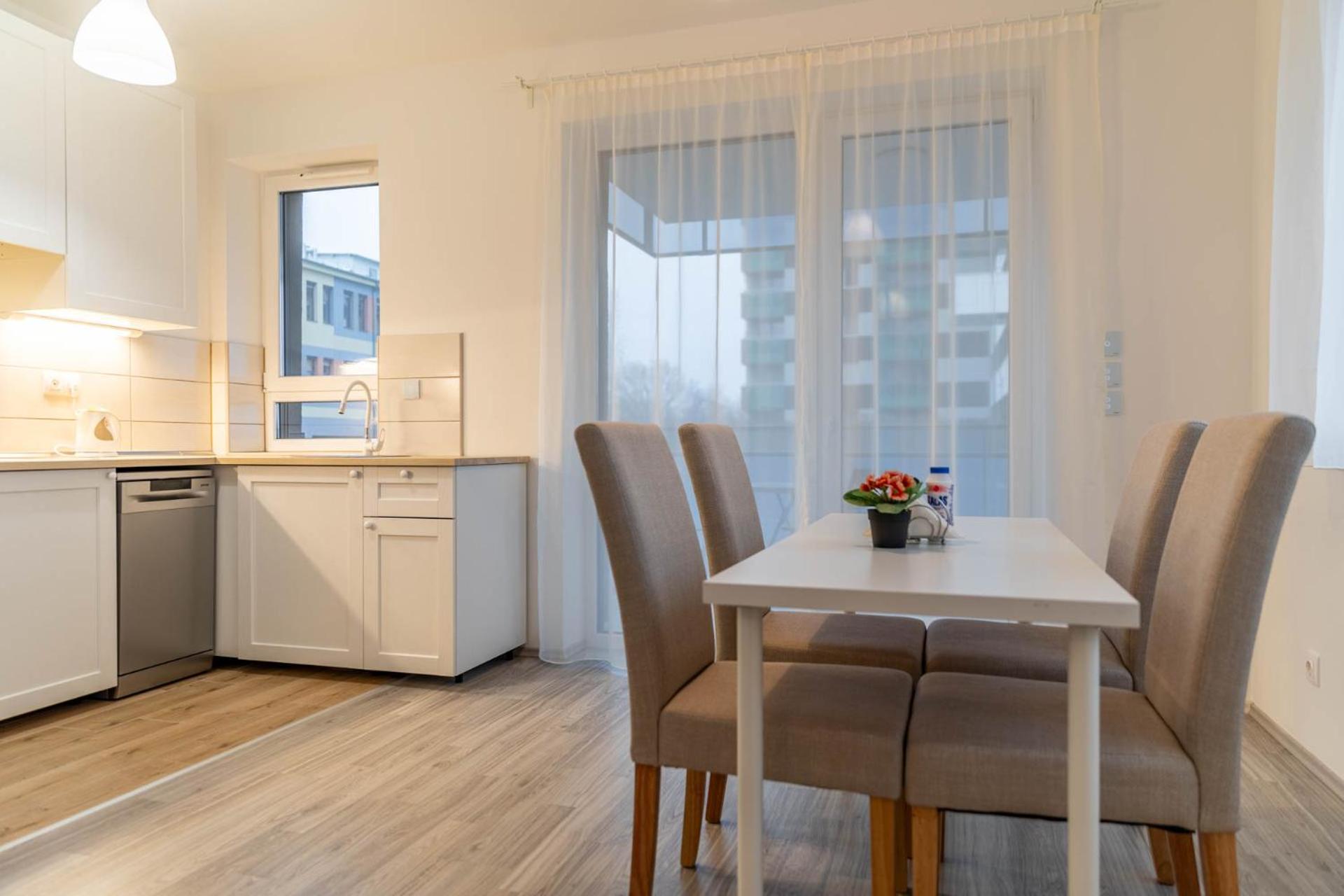Blue River With Sauna&gym And Parking Apartmán