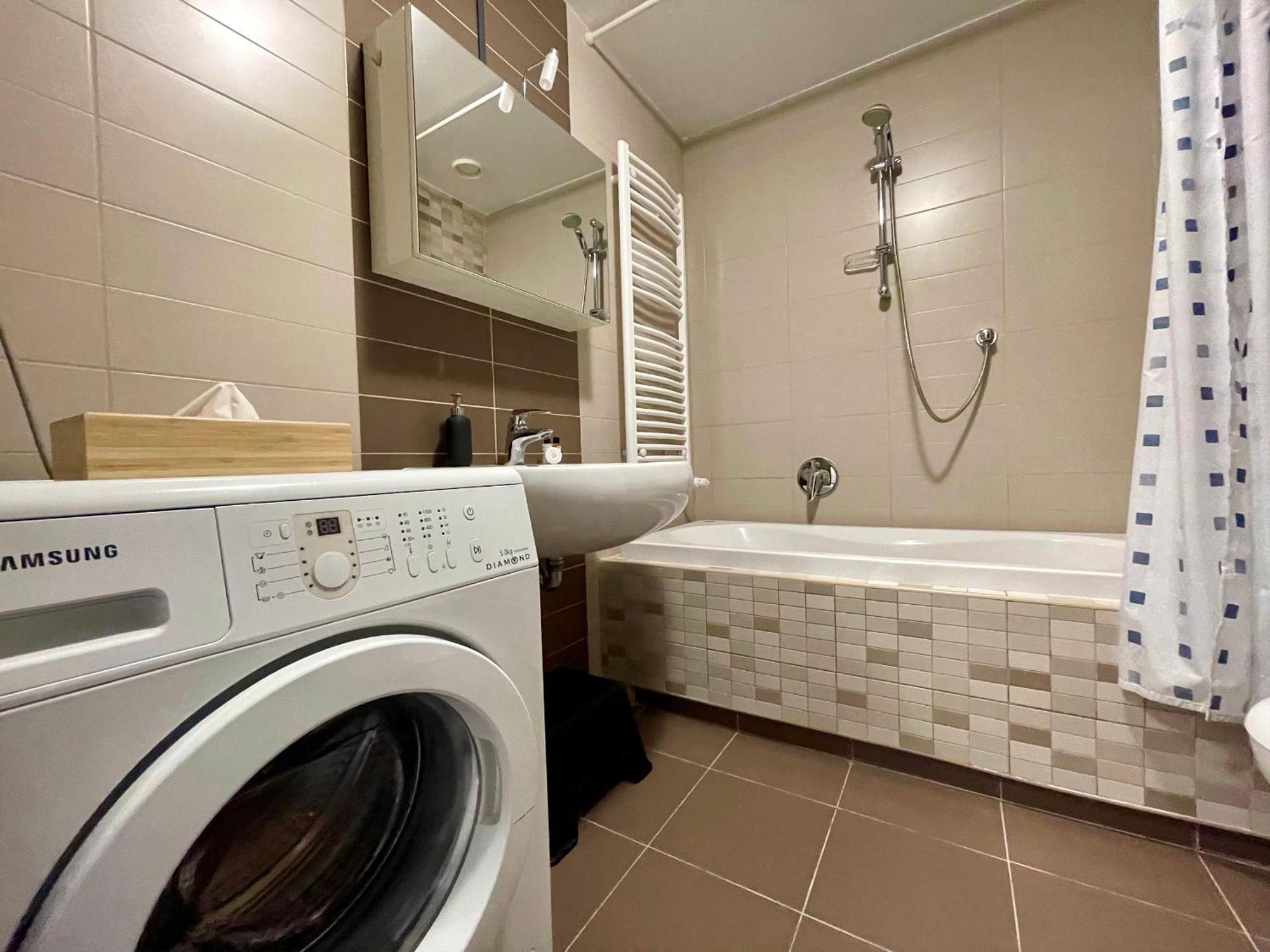 Smart Carrara Apartmens Apartamento *
