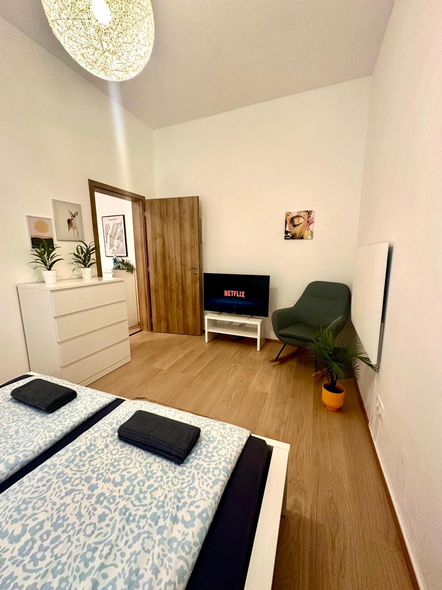 Cozy Centre