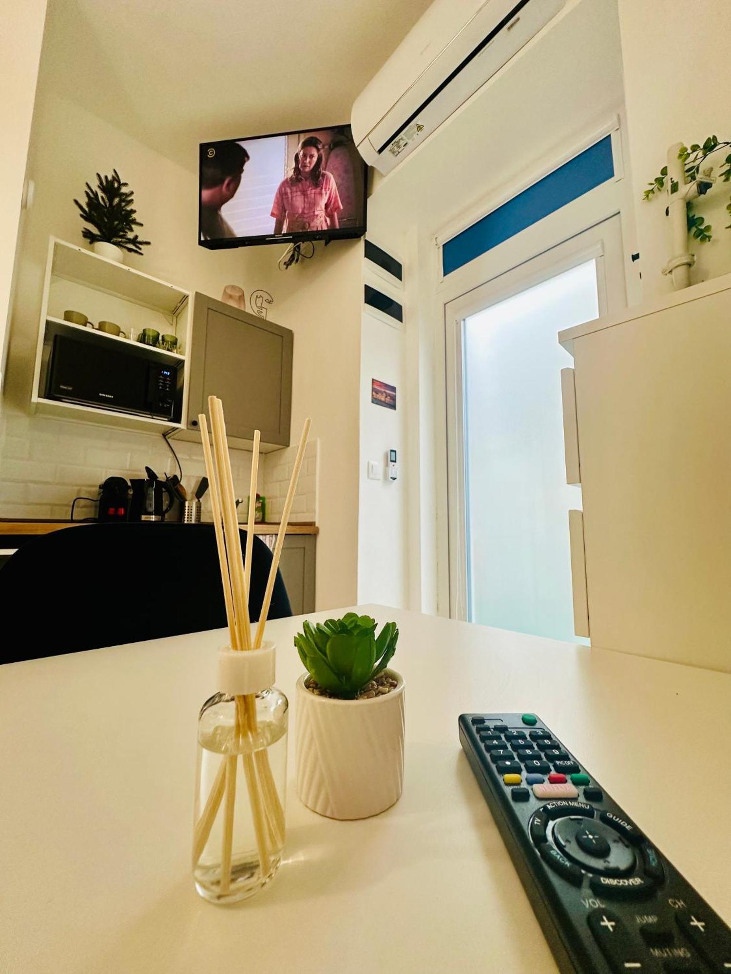 Cozy Centre *