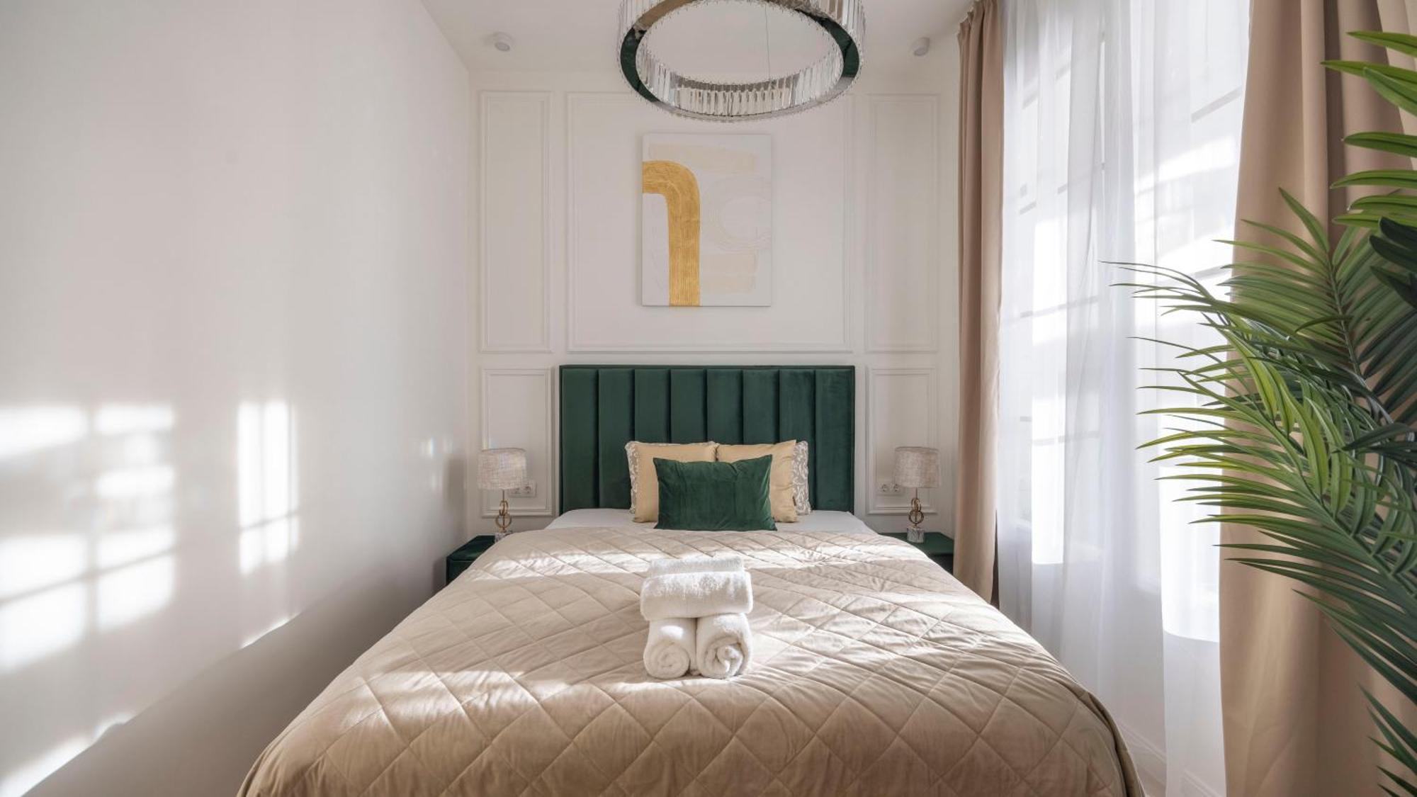 Luxurious Charming E47 Center By Prestige Homes Apartamento