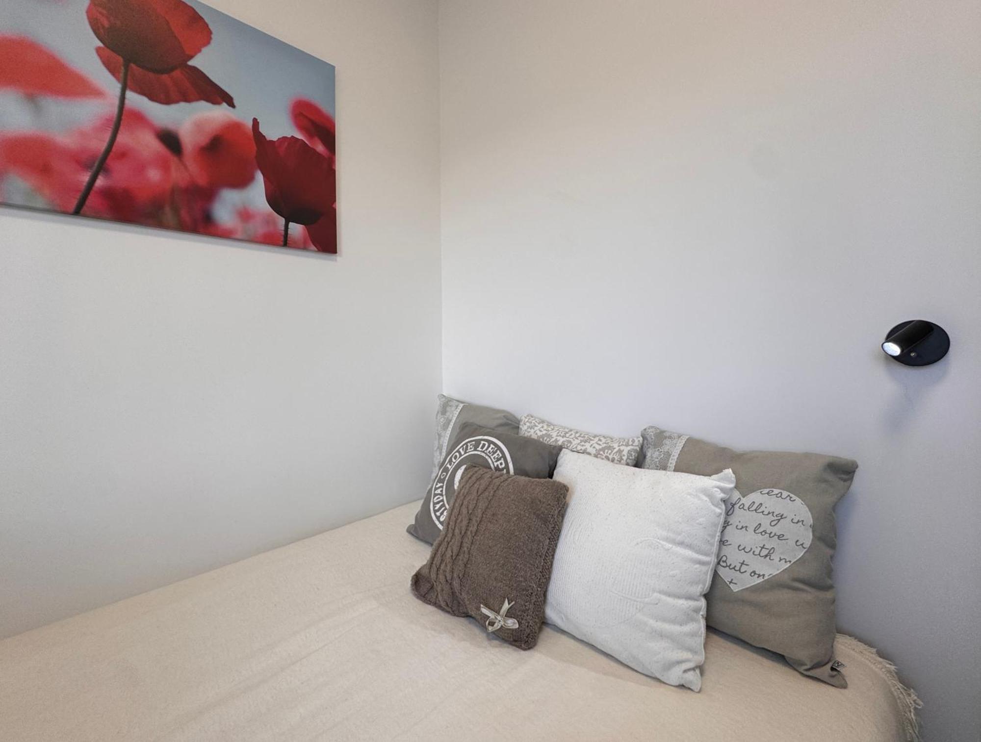 Citylink Nest - Free Garage & Metro Access Appartamento
