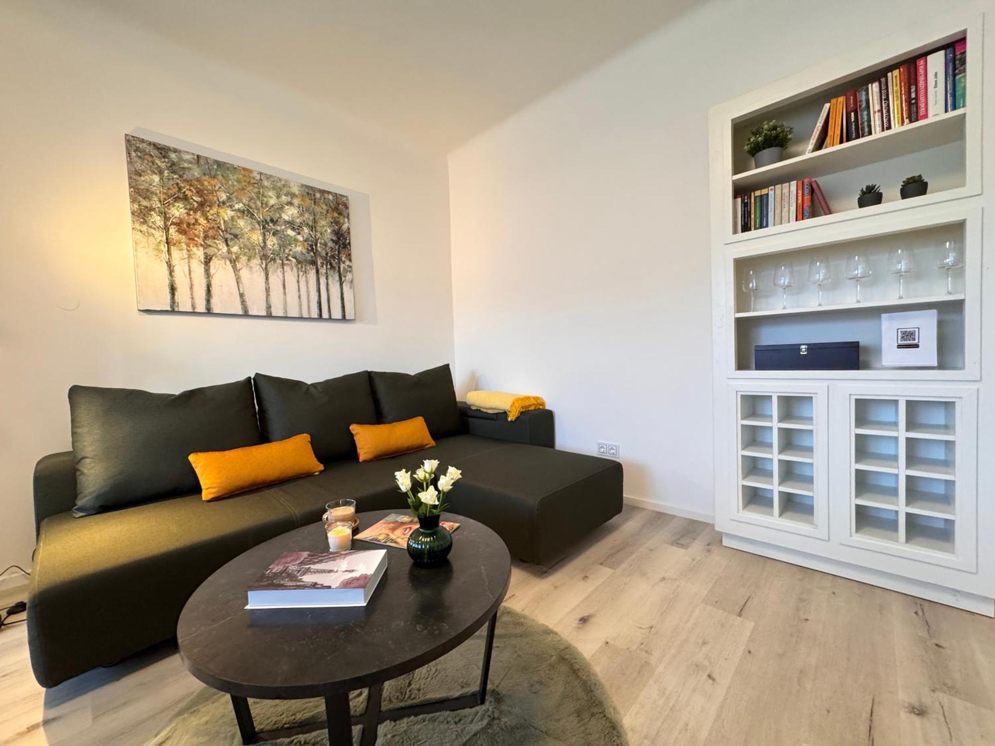 Citylink Nest - Free Garage & Metro Access *