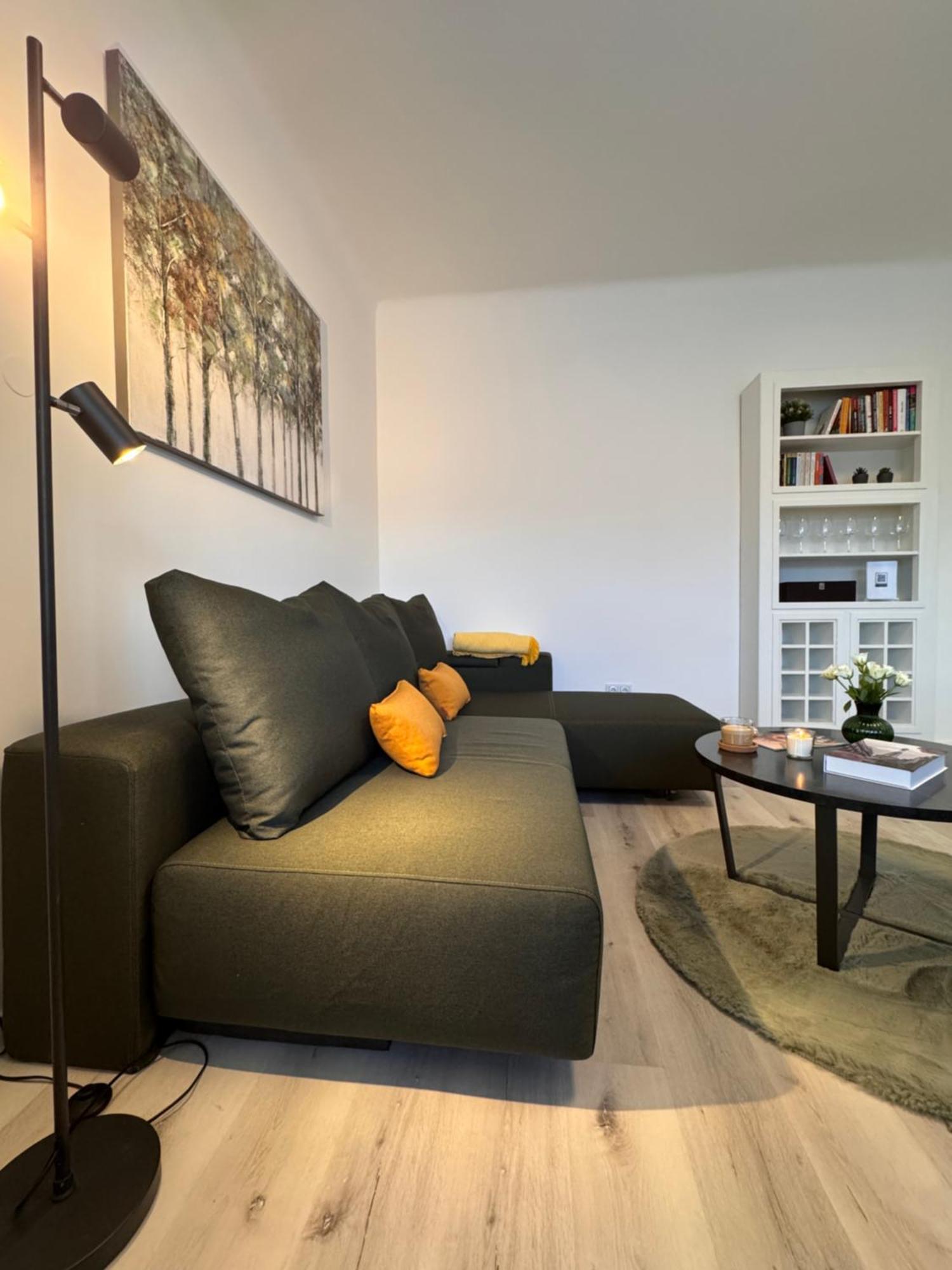Appartamento Citylink Nest - Free Garage & Metro Access