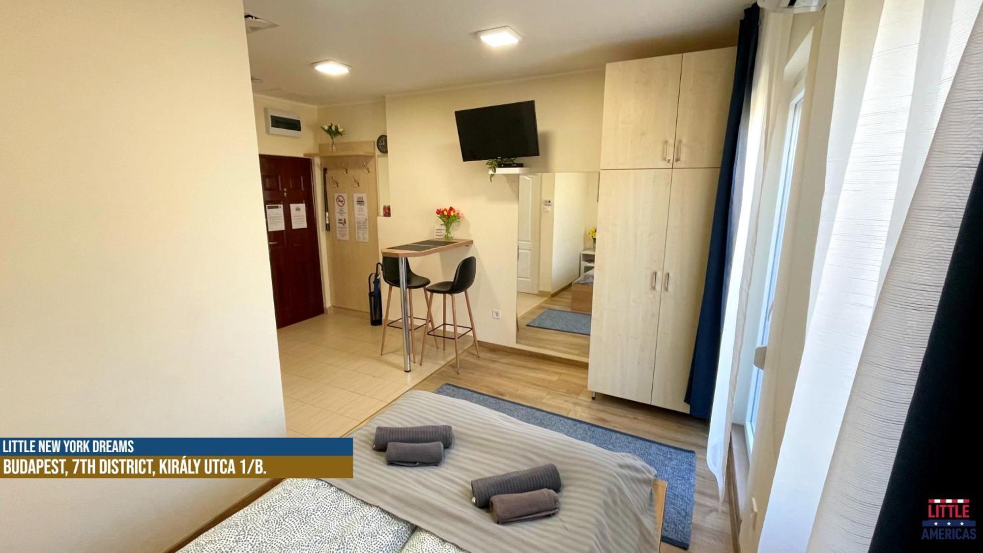 Apartment Little Americas New York Budapest