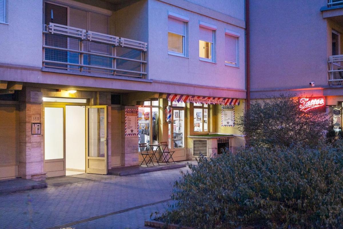 Bao An Center - Free Parking Apartmán *