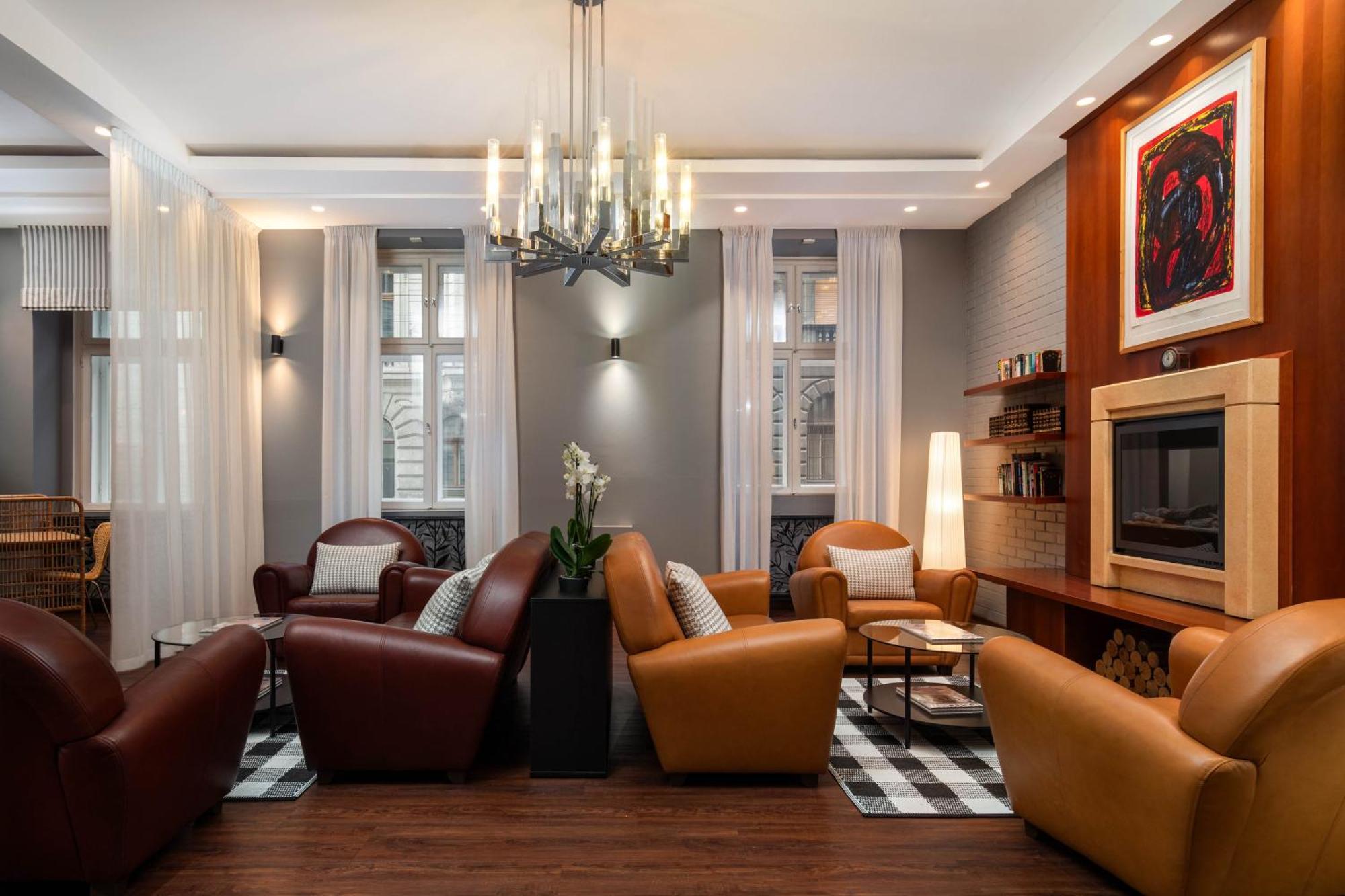 Mamaison Izabella Hotel 4*