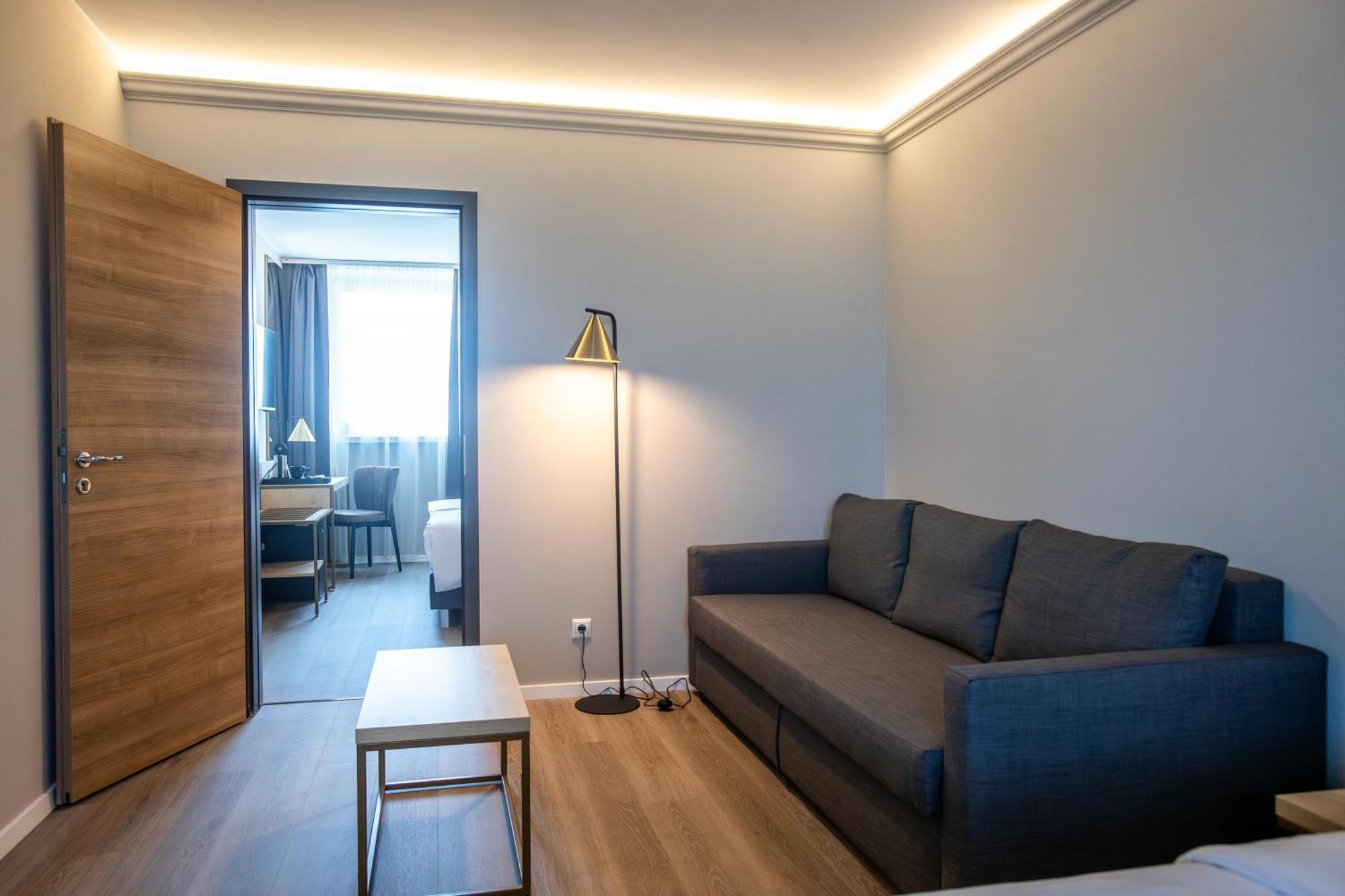 Expo Tower By Mellow Mood Hotel