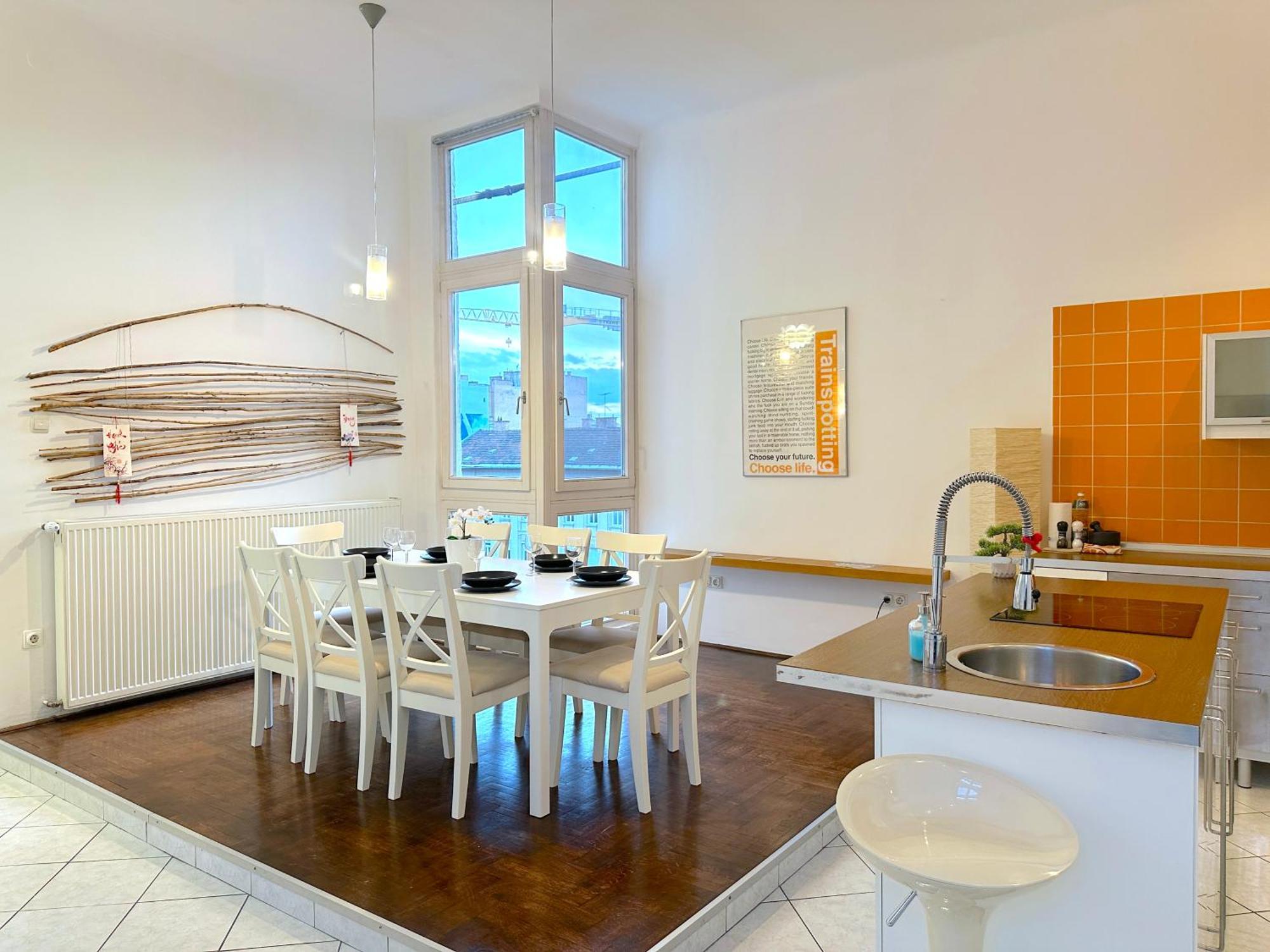 Apartman Stunning 150m2 3-bedroom With Balcony Budapest
