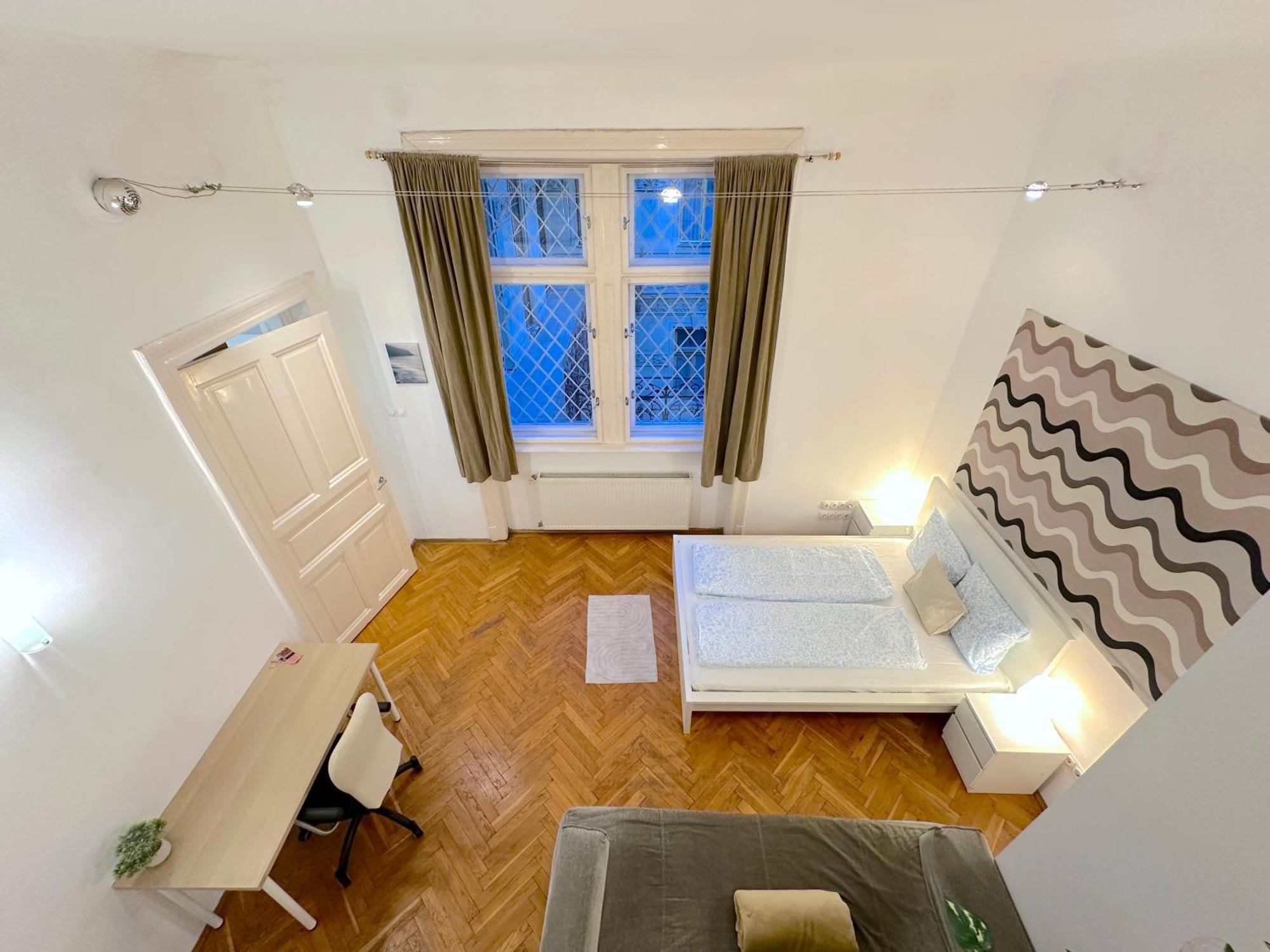 Apartman Stunning 150m2 3-bedroom With Balcony
