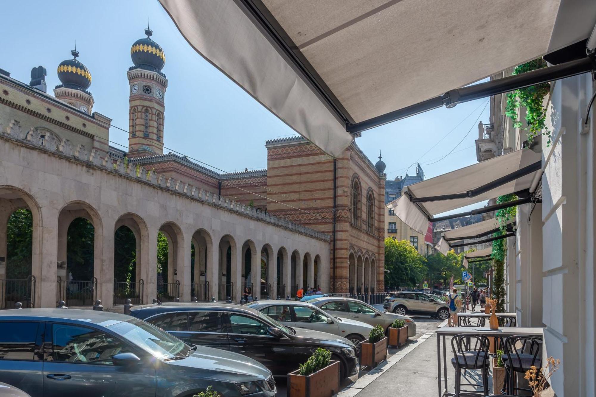 Extreme Luxury Budapest
