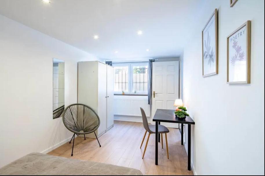 Appartamento Cityscape Budget Szoevetseg 4 *