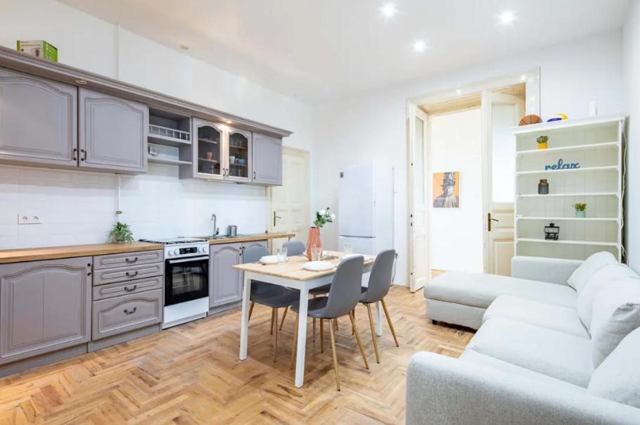Appartamento Cityscape Budget Summer Flat *