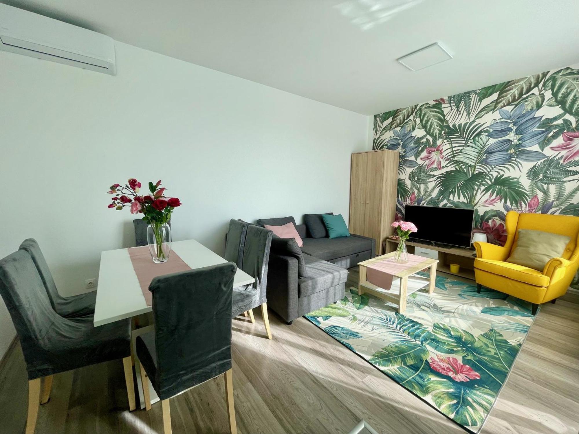Design #swallowmood#freeparking * Budapest