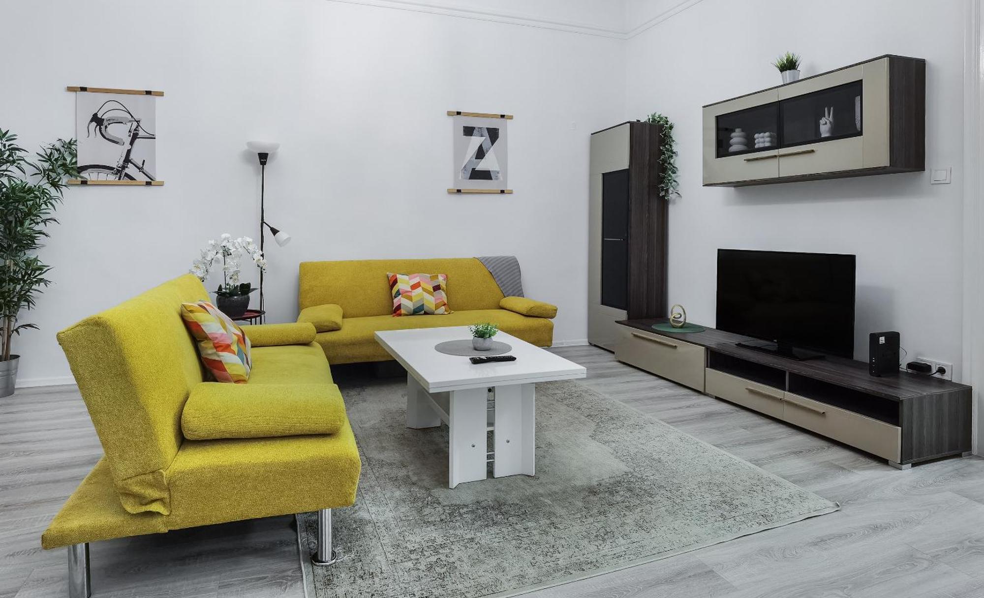 Lejlighed Perfect Location,newly Decorated Modern, Large Place 60 M2, Really Quiet So Have A Good Night Sleep, Ac, Netflix, Smart Tv, High-speed Internet, World Famous New York Cafe Only 10 Minutes Walk *