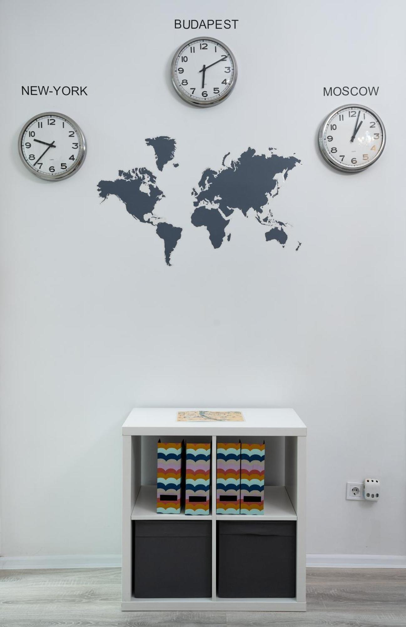 Perfect Location,newly Decorated Modern, Large Place 60 M2, Really Quiet So Have A Good Night Sleep, Ac, Netflix, Smart Tv, High-speed Internet, World Famous New York Cafe Only 10 Minutes Walk Lejlighed Budapest