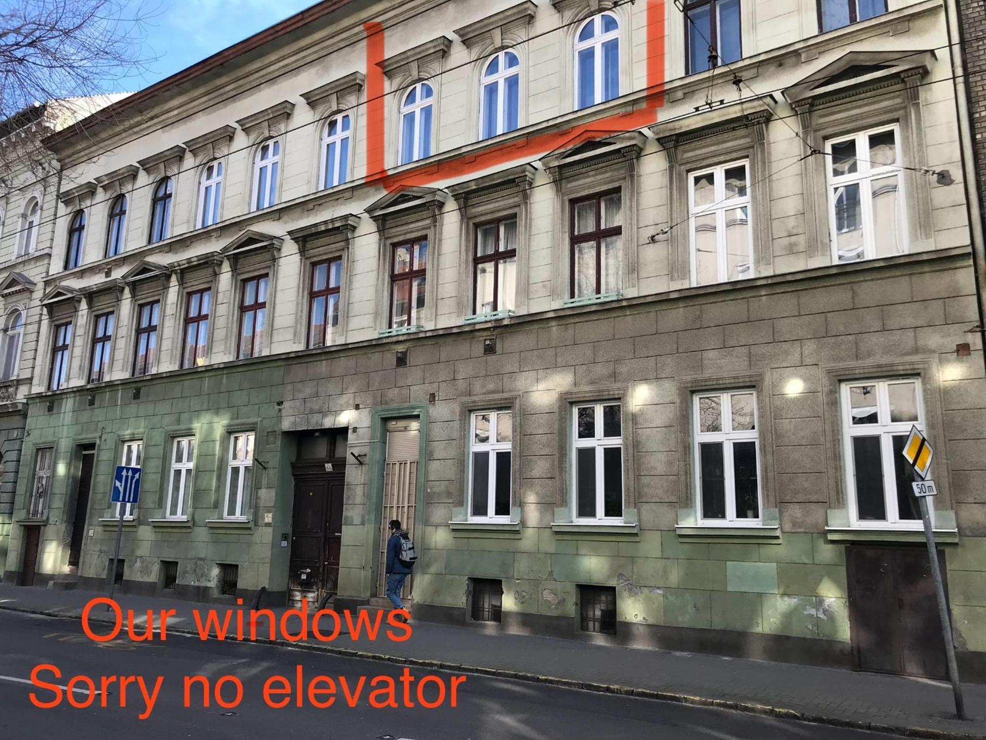 Lejlighed Perfect Location,newly Decorated Modern, Large Place 60 M2, Really Quiet So Have A Good Night Sleep, Ac, Netflix, Smart Tv, High-speed Internet, World Famous New York Cafe Only 10 Minutes Walk *