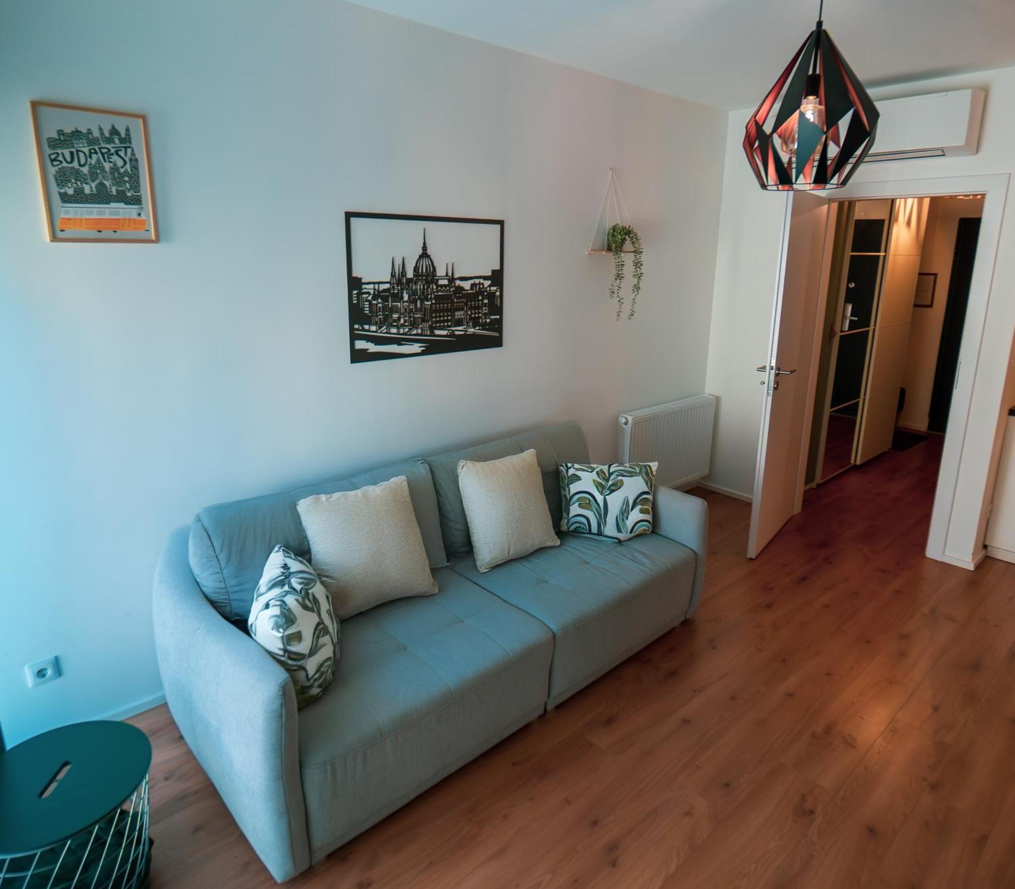 Oli Fiumei Apartment Budapest