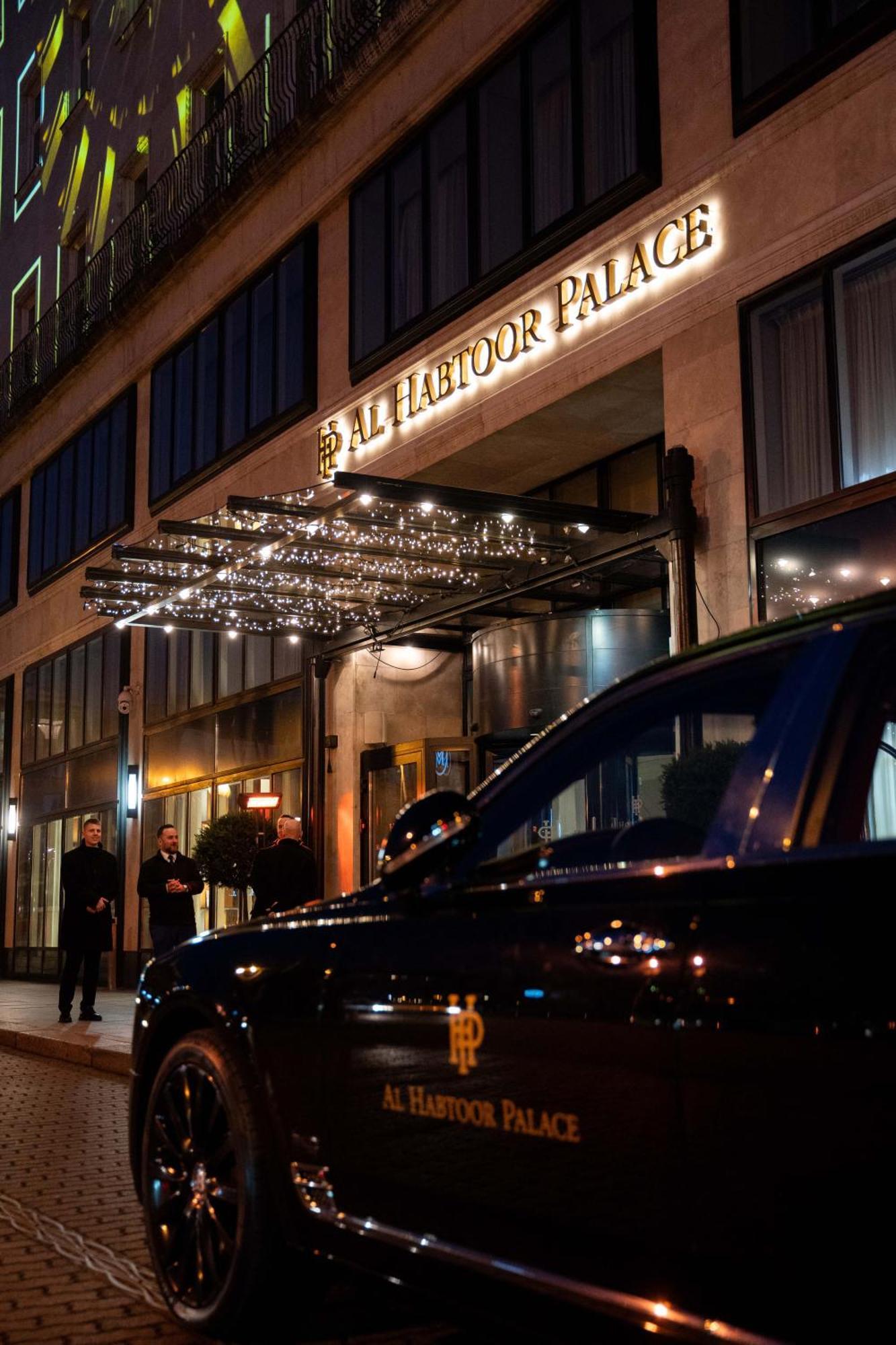 Al Habtoor Palace Hotell